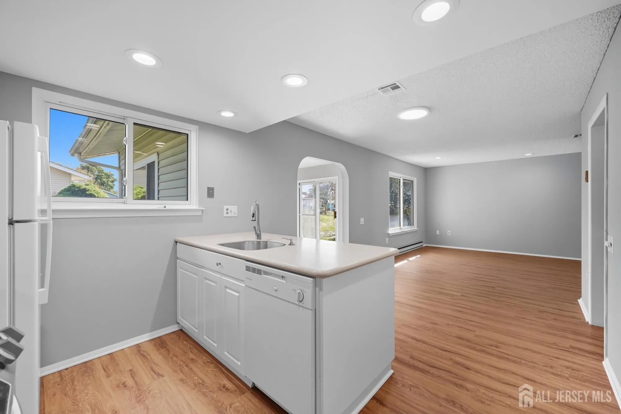 Property Slideshow image 12 of 33 | 351 jutland dr a, Monroe, NJ, 08831