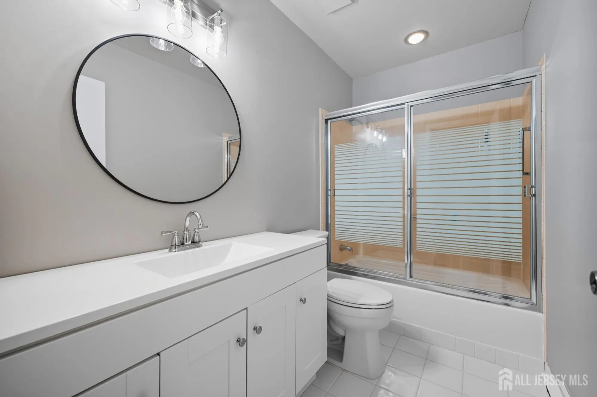 Property Slideshow image 24 of 33 | 351 jutland dr a, Monroe, NJ, 08831