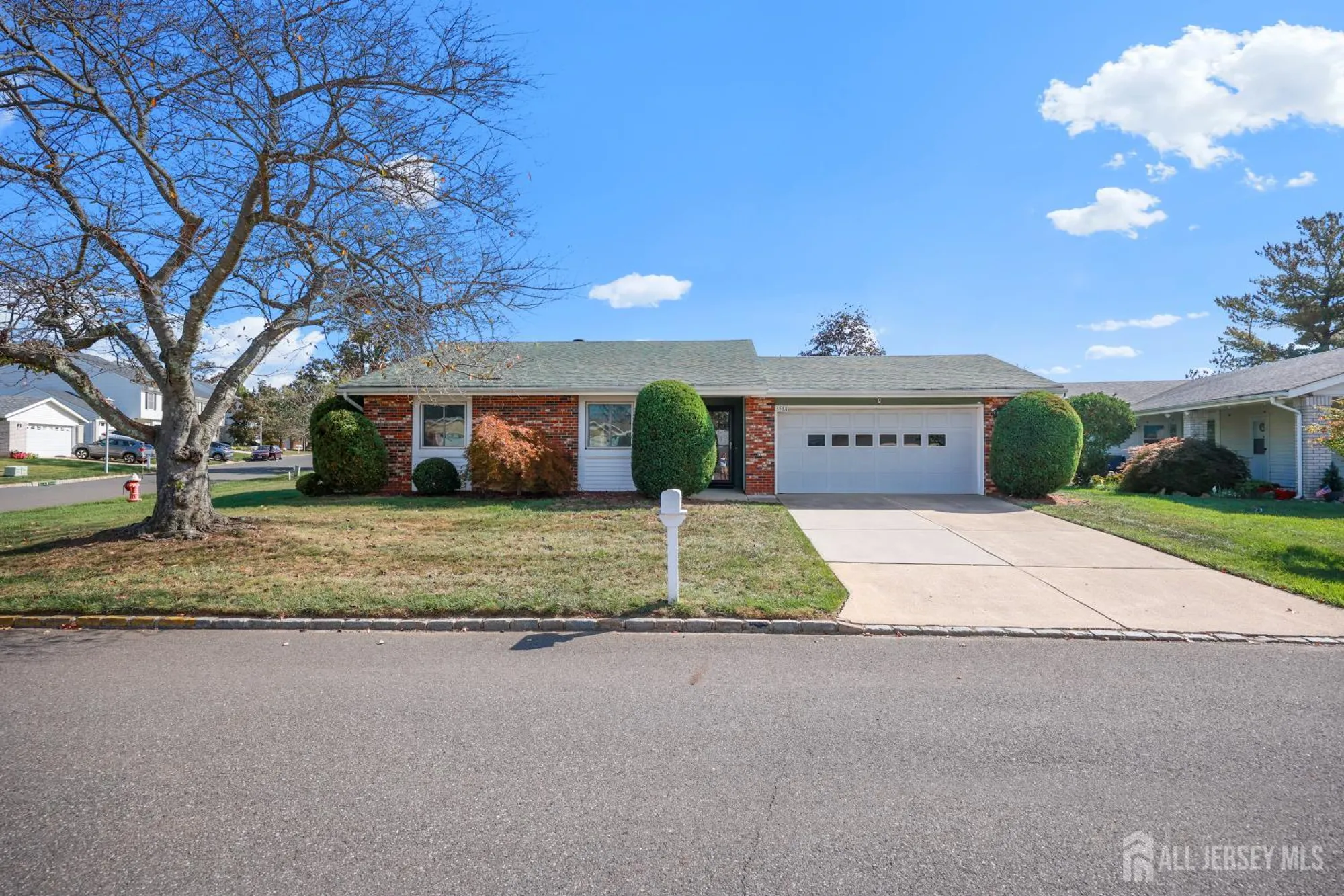 Property Slideshow image 4 of 33 | 351 jutland dr a, Monroe, NJ, 08831