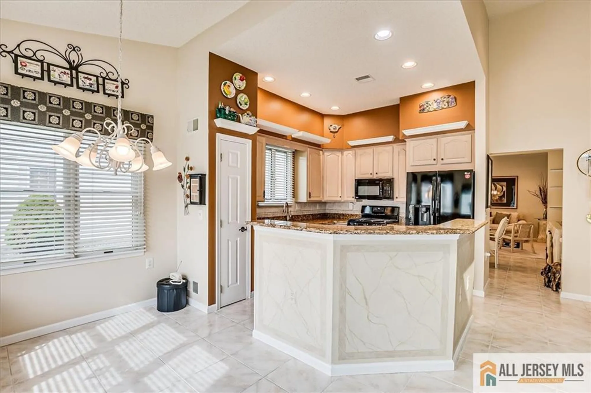 Property Slideshow image 16 of 49 | 136 birmingham ln, Monroe, NJ, 08831