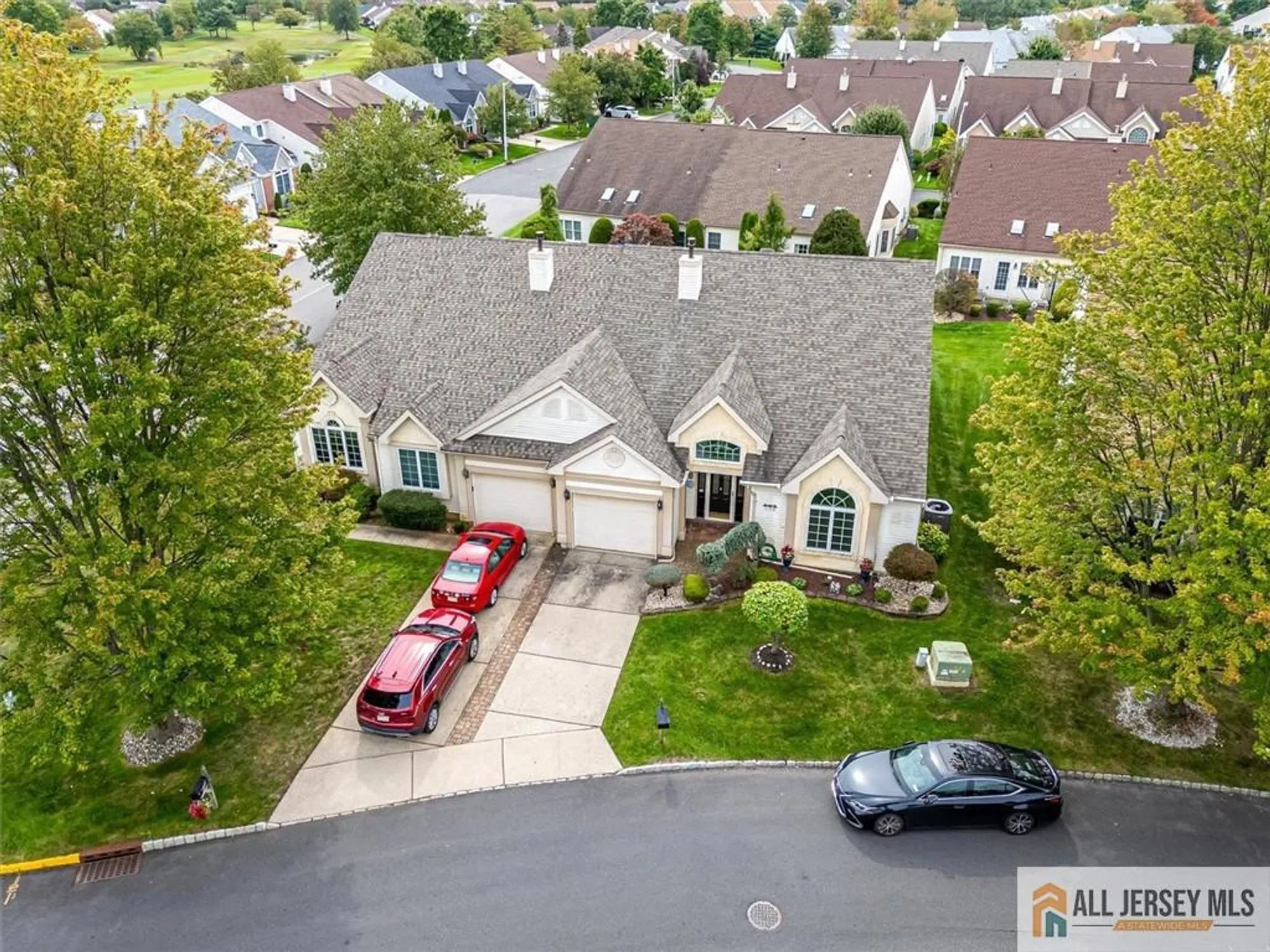 Property Slideshow image 4 of 49 | 136 birmingham ln, Monroe, NJ, 08831