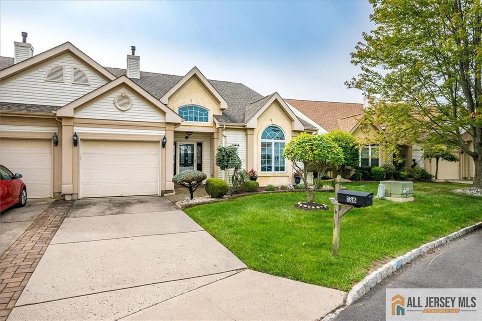 Property Slideshow image 2 of 49 | 136 birmingham ln, Monroe, NJ, 08831