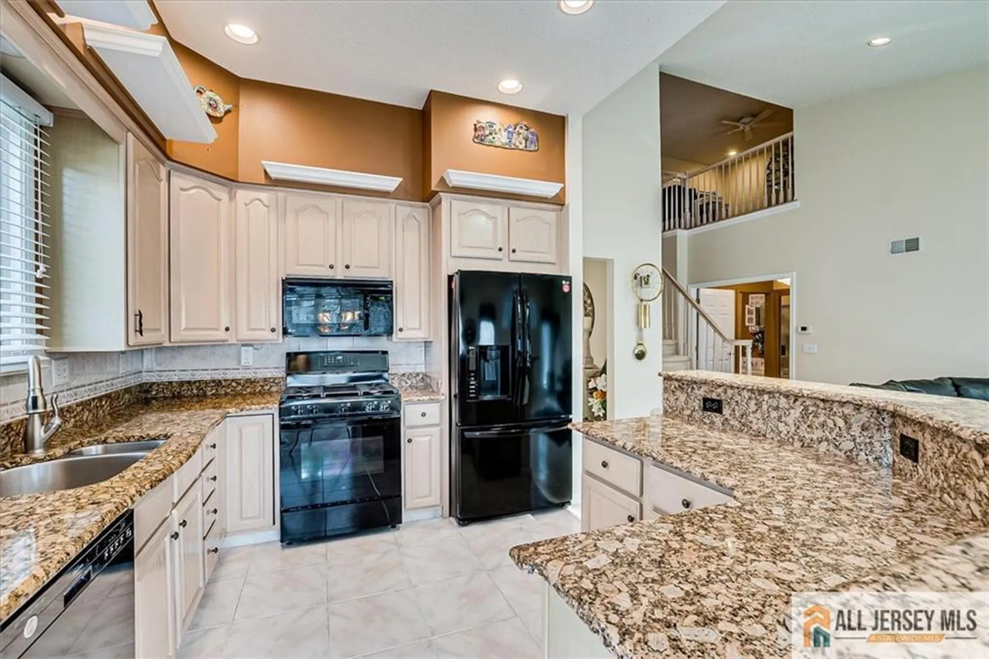 Property Slideshow image 19 of 49 | 136 birmingham ln, Monroe, NJ, 08831