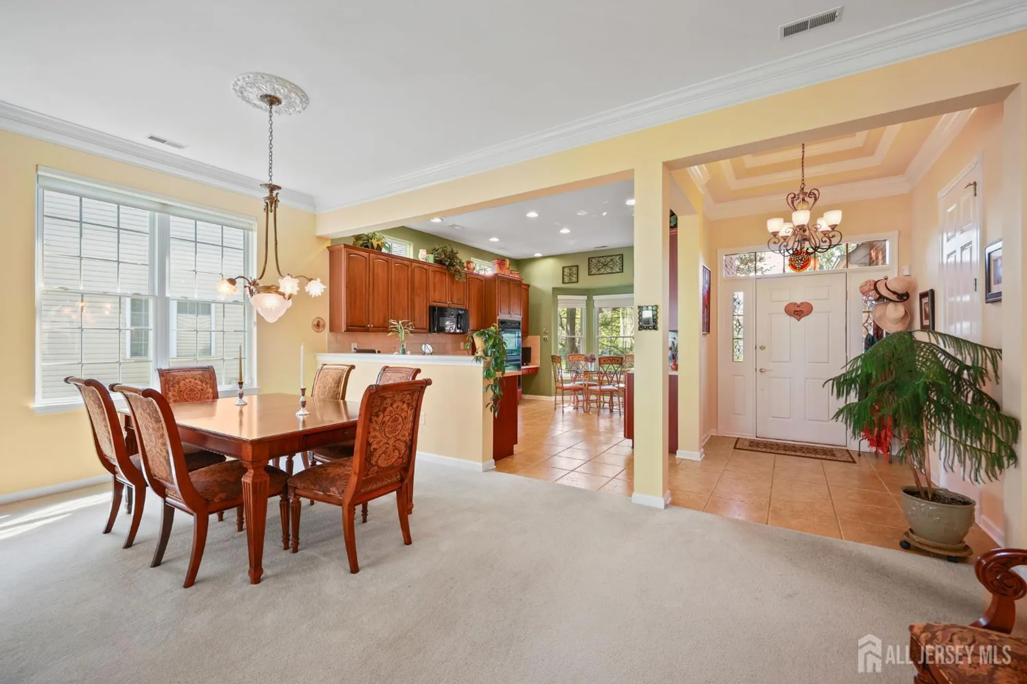 Property Slideshow image 14 of 45 | 6 glen eagles way, Monroe, NJ, 08831