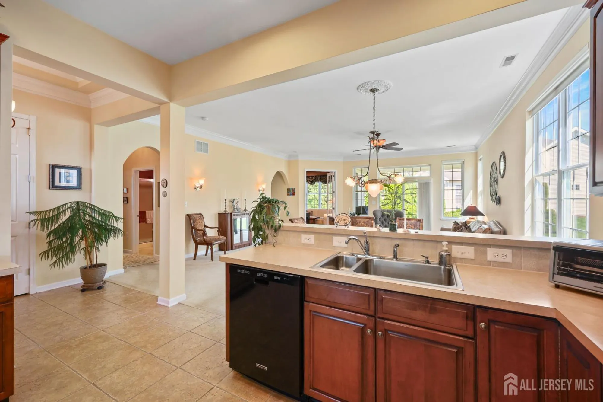 Property Slideshow image 11 of 45 | 6 glen eagles way, Monroe, NJ, 08831
