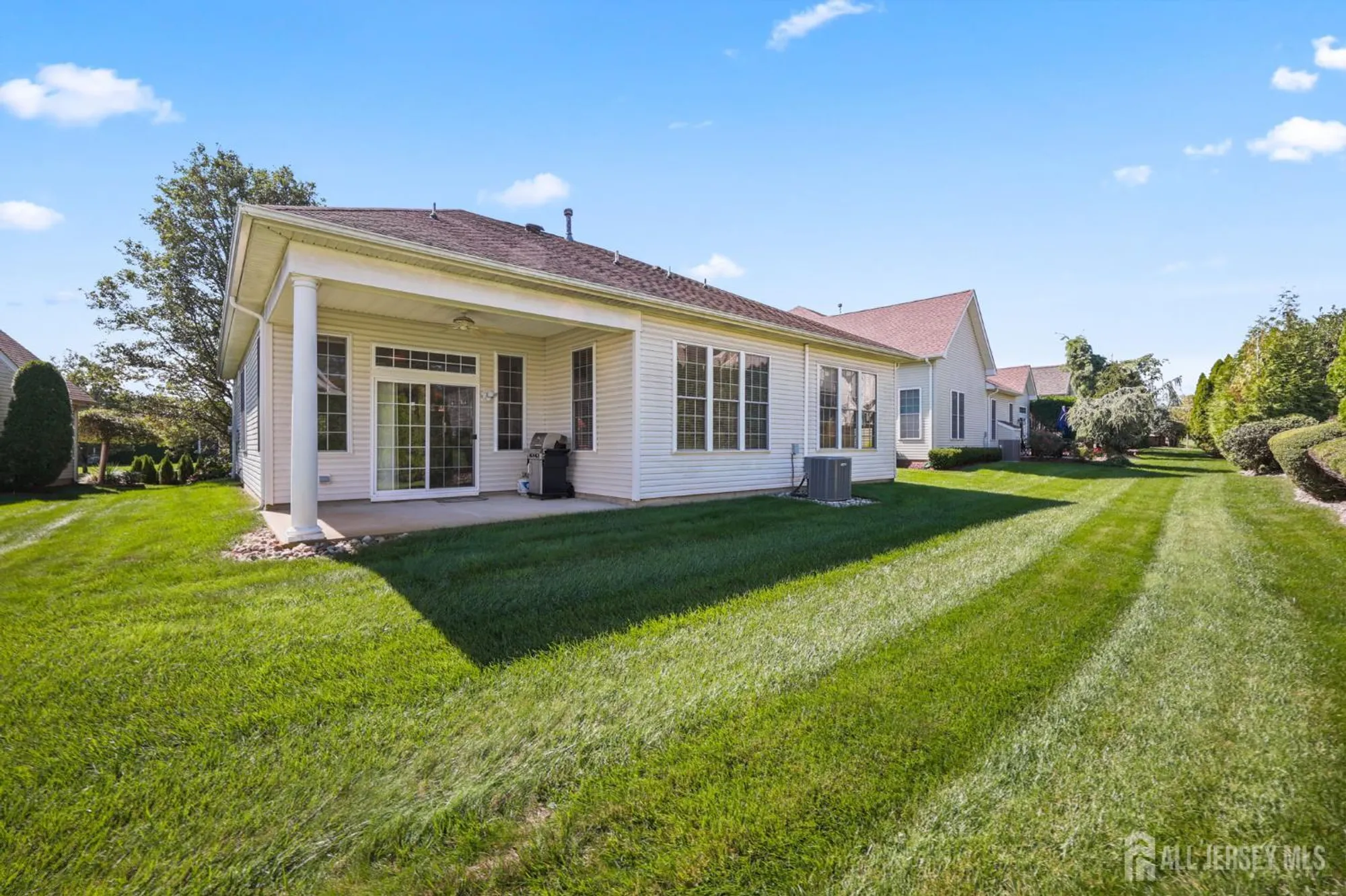 Property Slideshow image 31 of 45 | 6 glen eagles way, Monroe, NJ, 08831