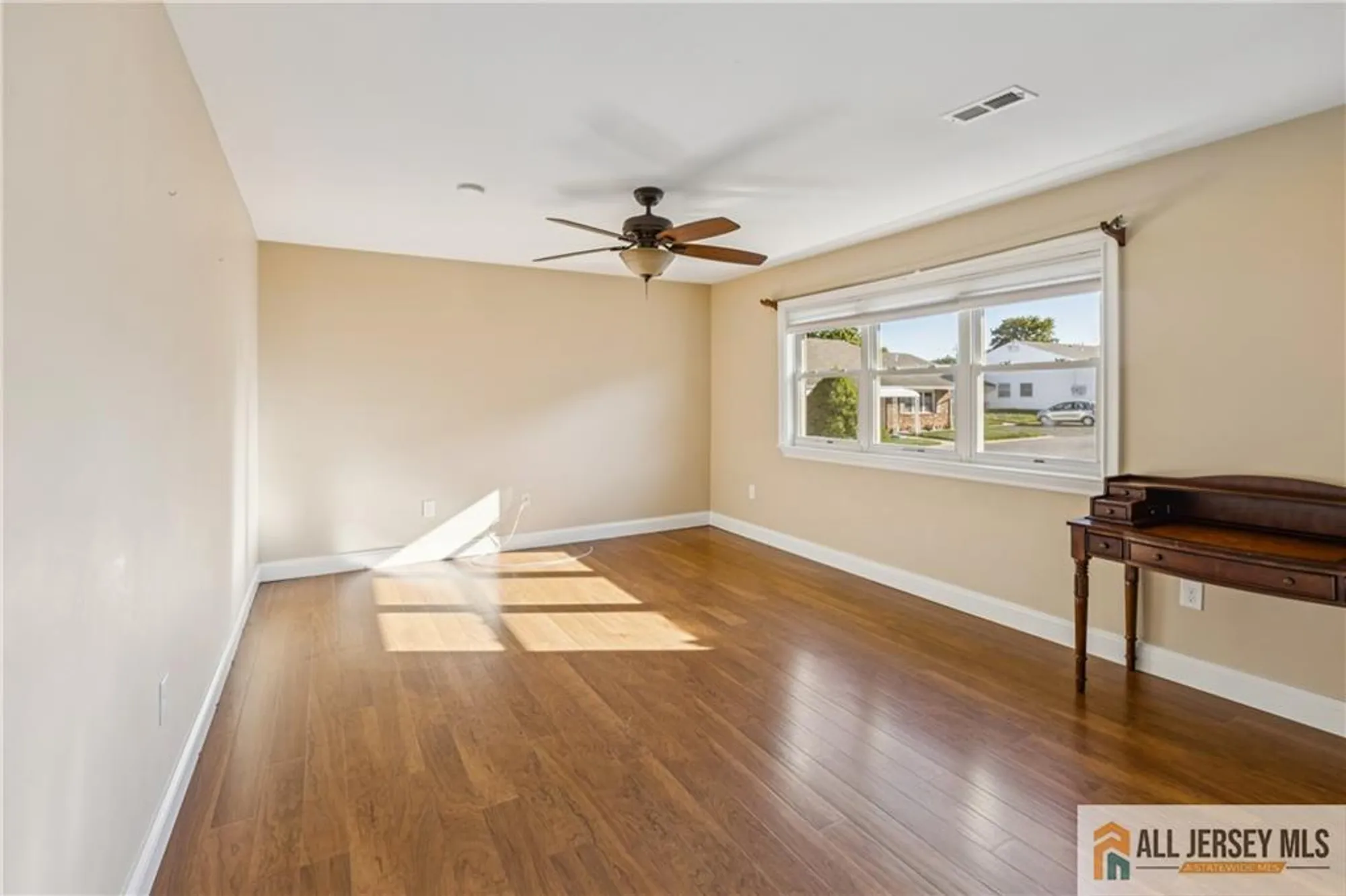 Property Slideshow image 7 of 25 | 11 maine ct # 739, Matawan, NJ, 07747