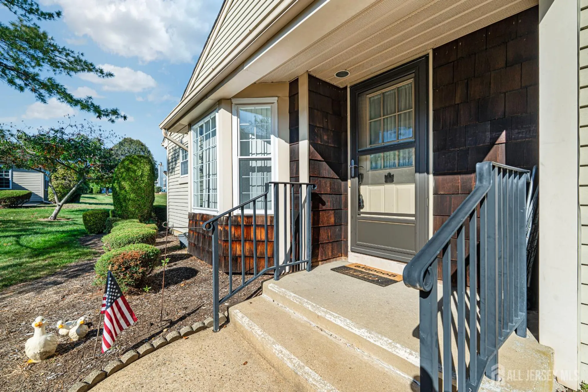 Property Slideshow image 2 of 29 | 10 martin van buren dr b, Monroe, NJ, 08831