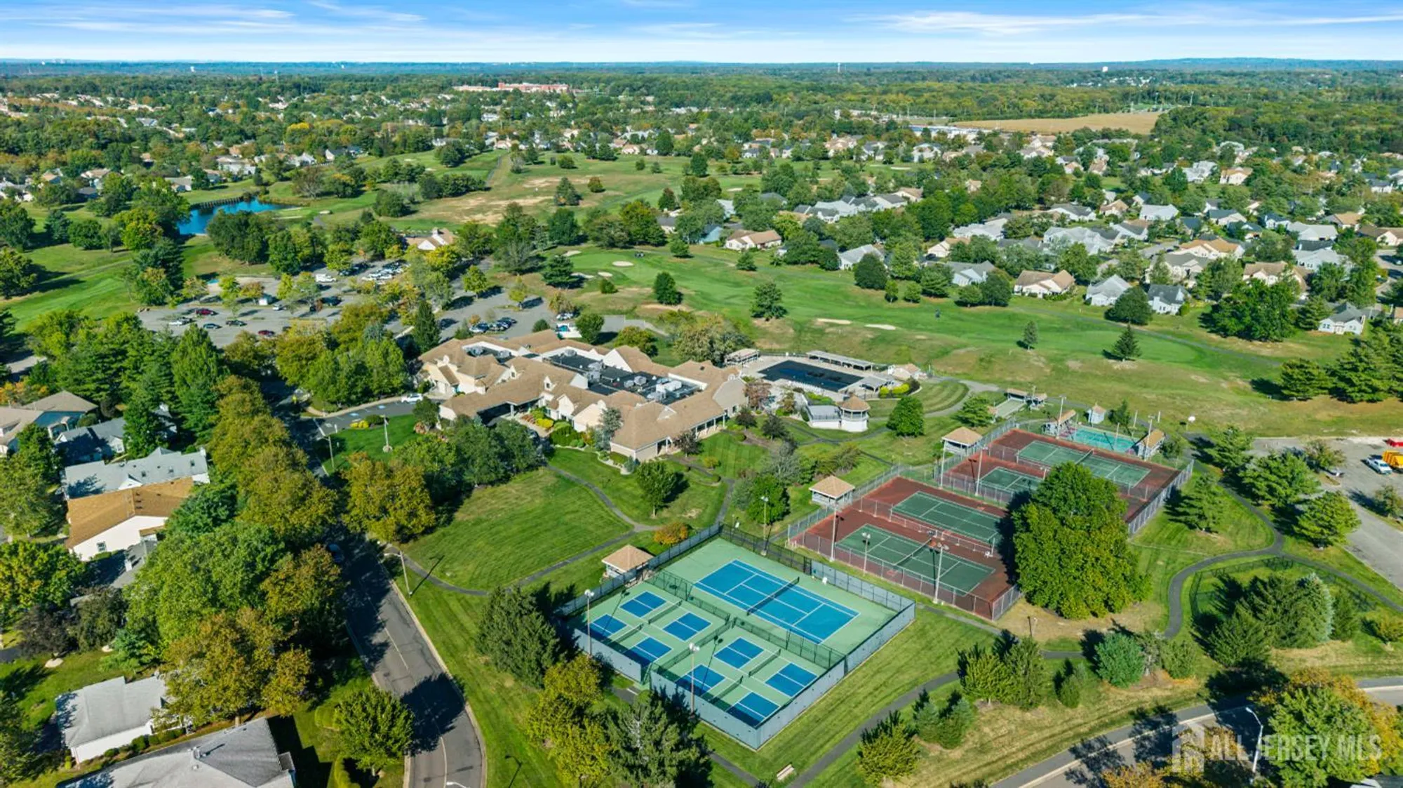 Property Slideshow image 25 of 29 | 10 martin van buren dr b, Monroe, NJ, 08831