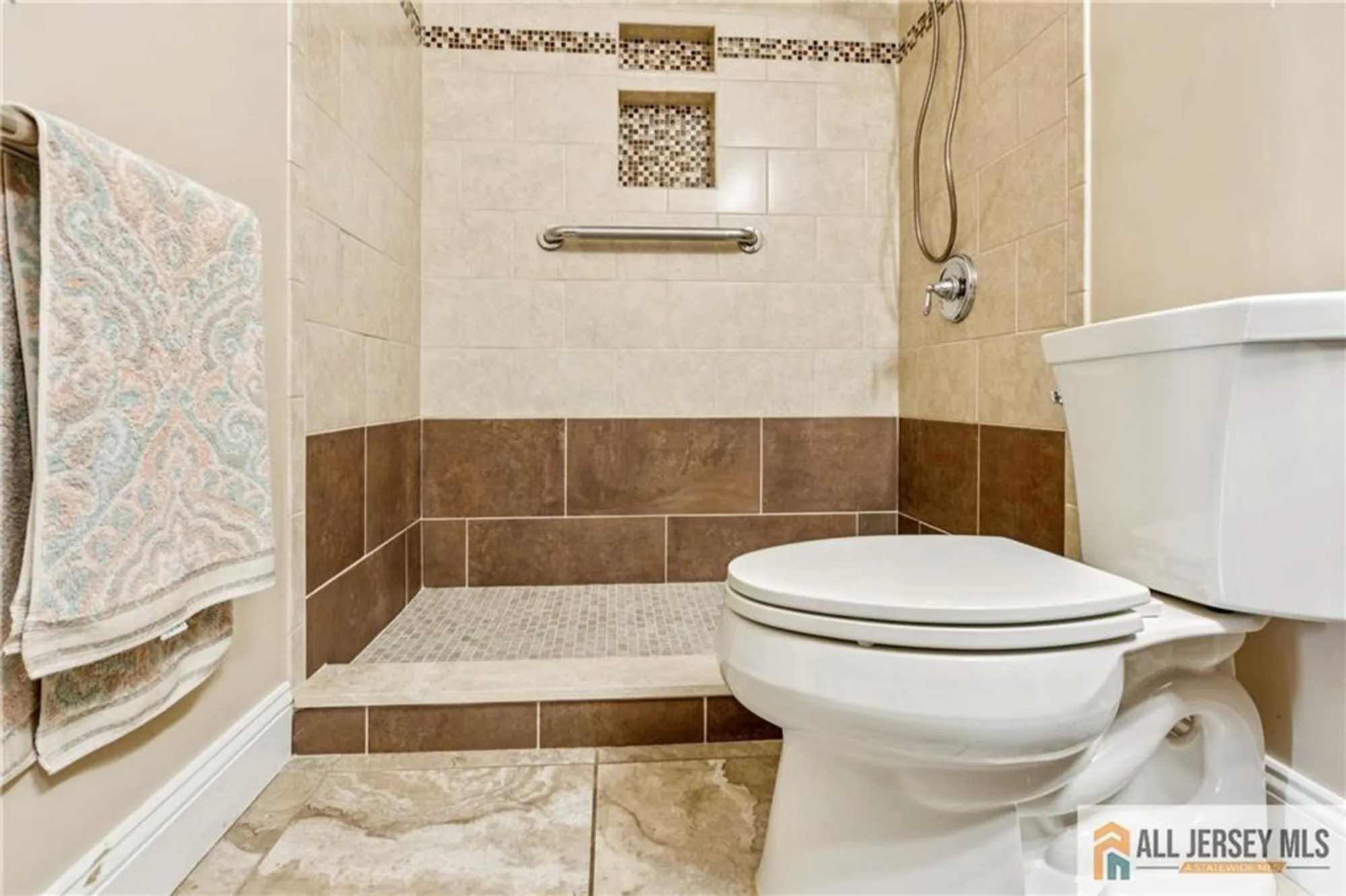 Property Slideshow image 19 of 25 | 11 maine ct # 739, Matawan, NJ, 07747