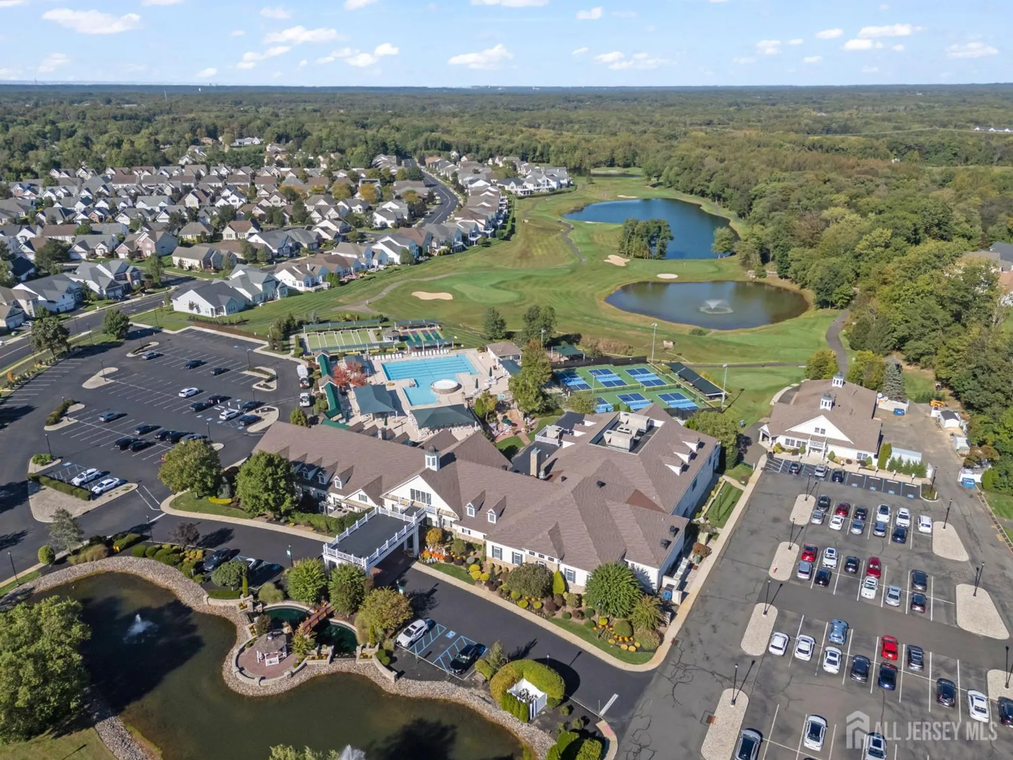 Property Slideshow image 33 of 45 | 6 glen eagles way, Monroe, NJ, 08831