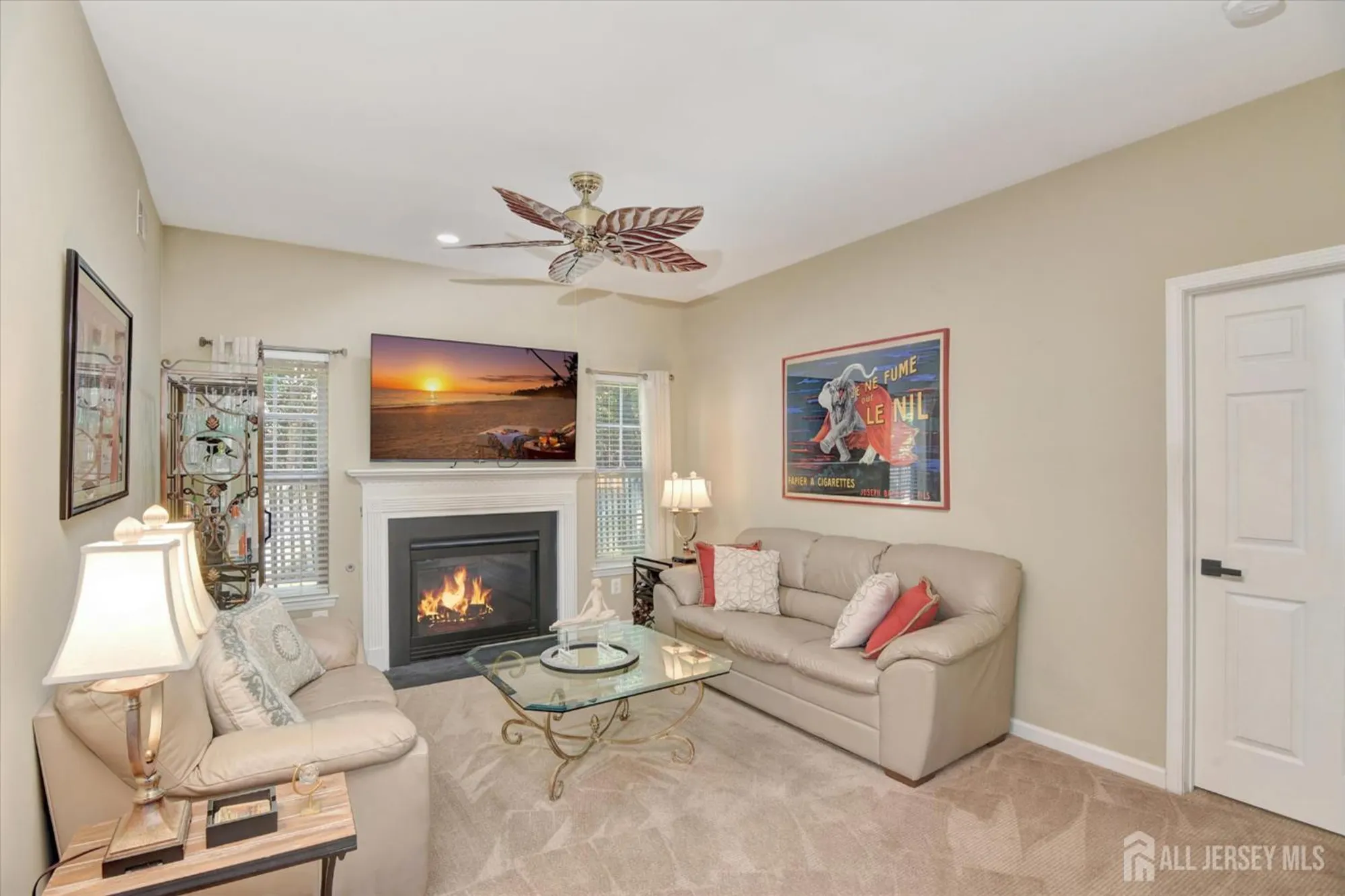 Property Slideshow image 13 of 24 | 24 holly house dr, Helmetta, NJ, 08828