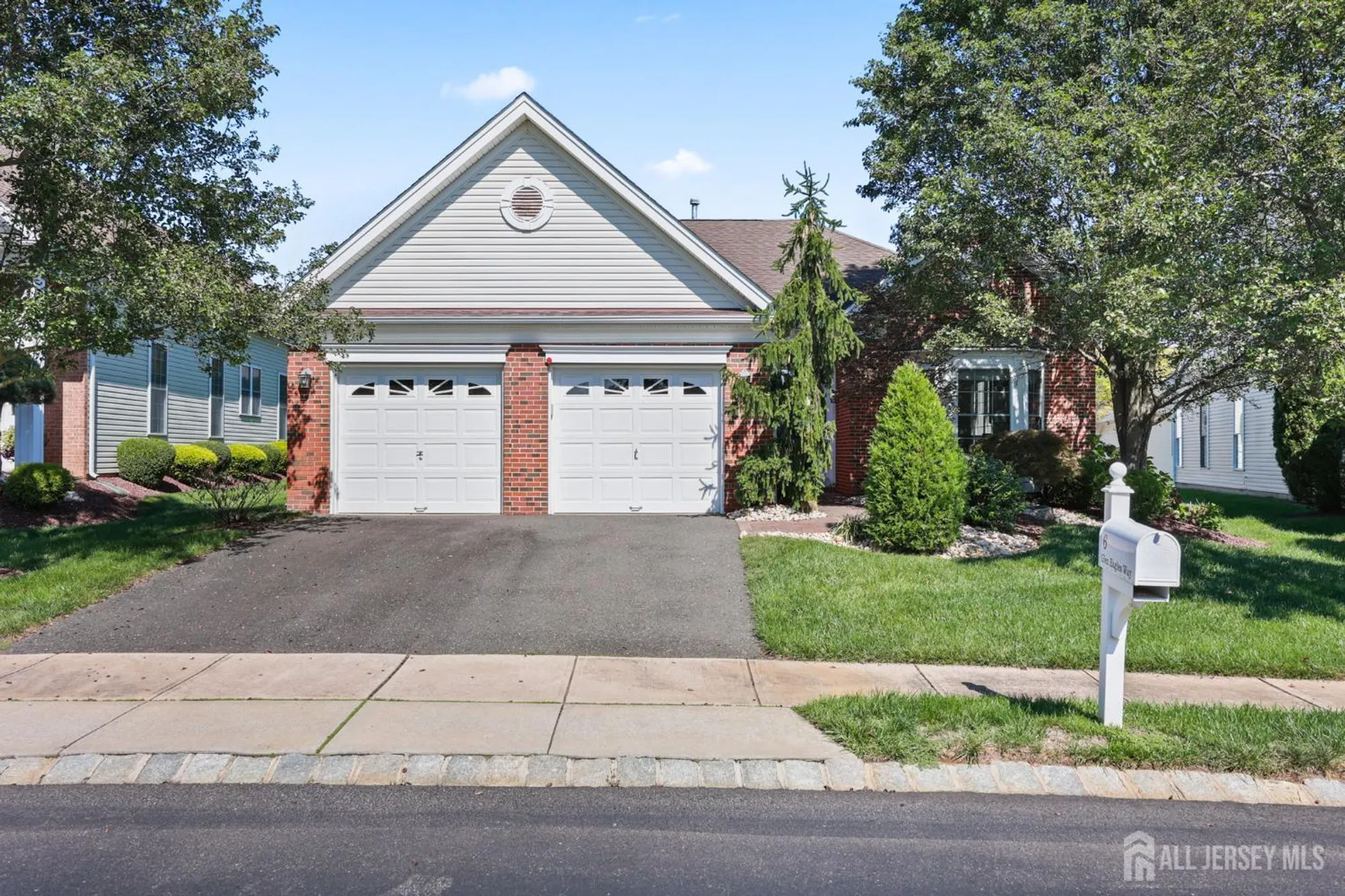 Property Slideshow image 2 of 45 | 6 glen eagles way, Monroe, NJ, 08831