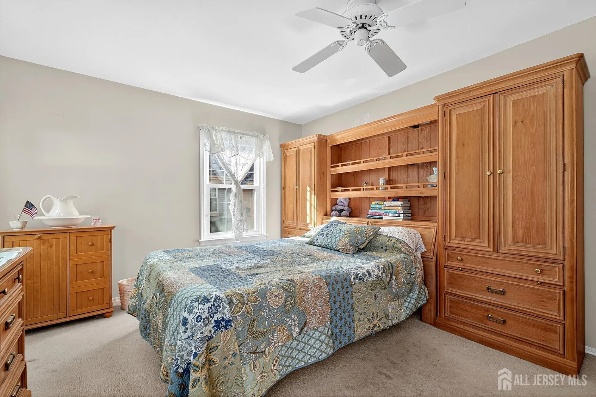 Property Slideshow image 21 of 29 | 10 martin van buren dr b, Monroe, NJ, 08831