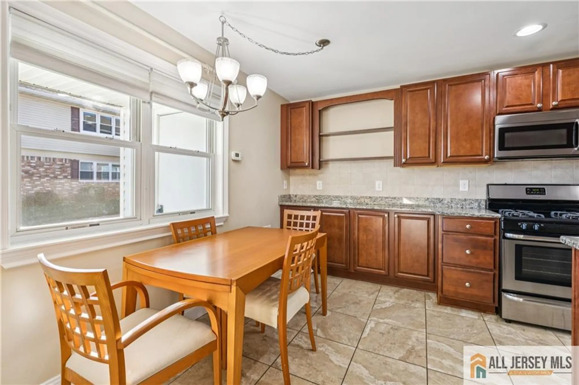 Property Slideshow image 14 of 25 | 11 maine ct # 739, Matawan, NJ, 07747