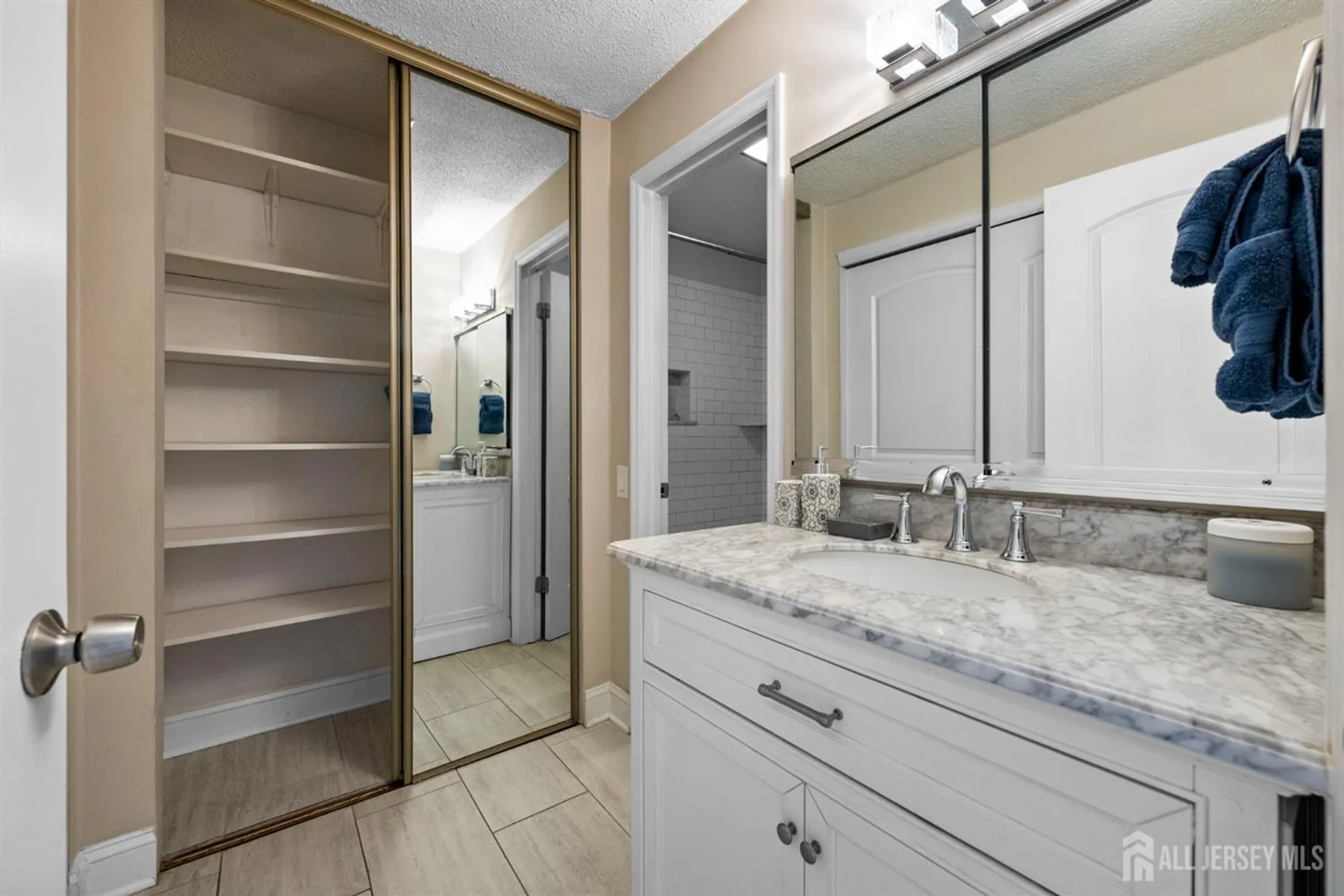 Property Slideshow image 27 of 36 | 213 doremus dr c, Monroe, NJ, 08831