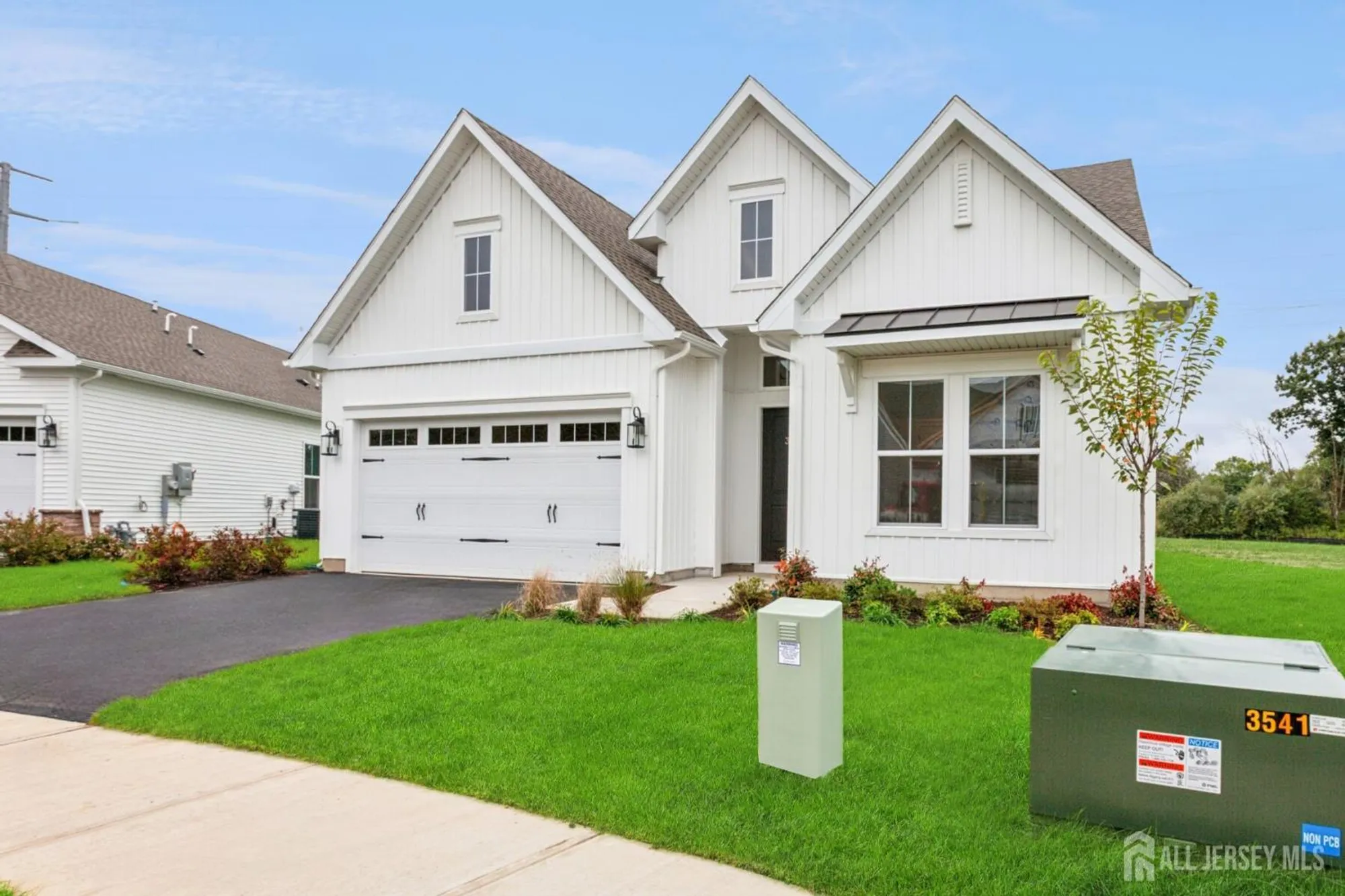 Property Slideshow image 4 of 35 | 37 brewer way, Plainsboro, NJ, 08536