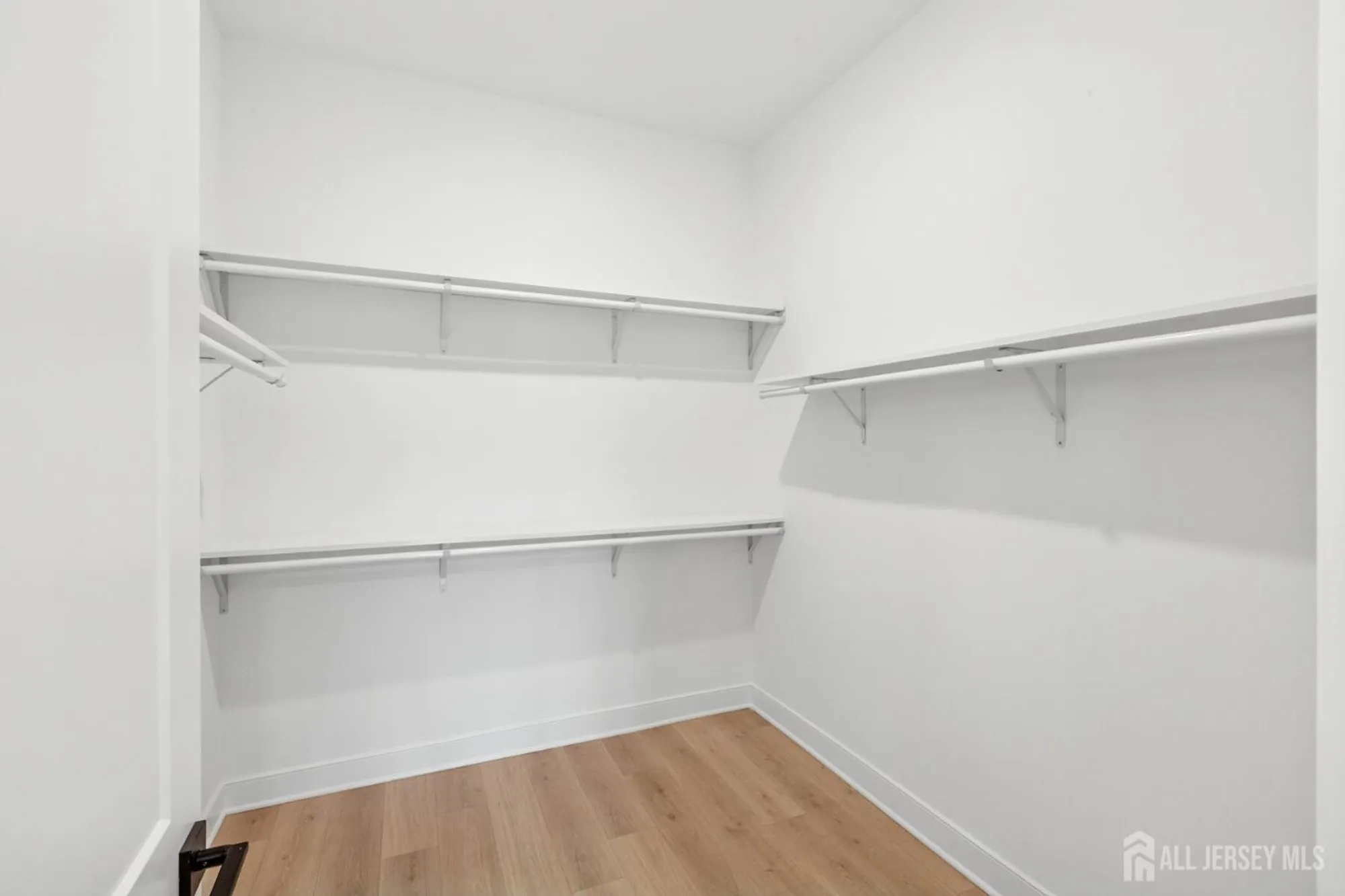 Property Slideshow image 31 of 35 | 37 brewer way, Plainsboro, NJ, 08536