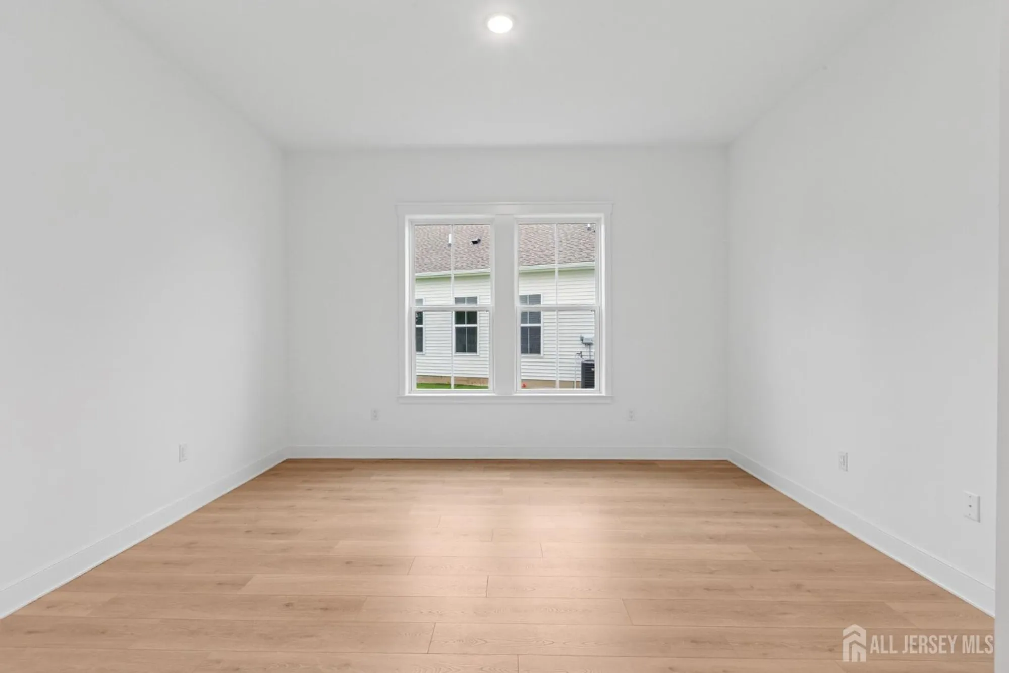 Property Slideshow image 17 of 35 | 37 brewer way, Plainsboro, NJ, 08536