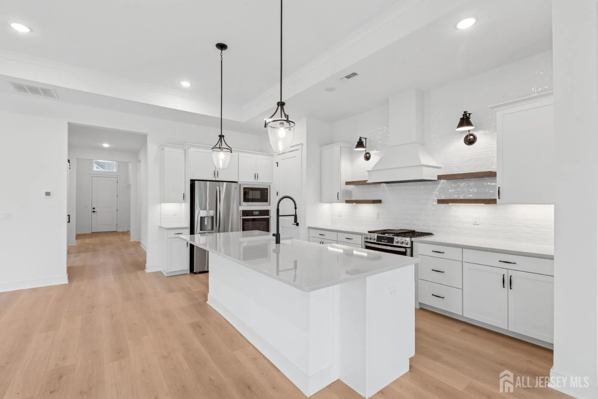 Property Slideshow image 18 of 35 | 37 brewer way, Plainsboro, NJ, 08536