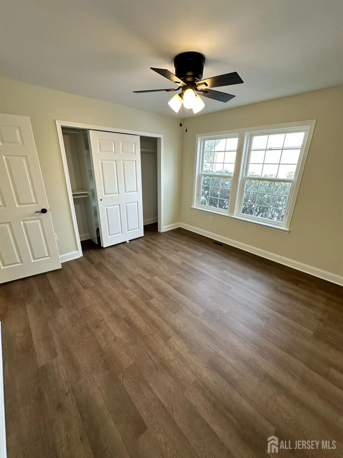 Property Slideshow image 13 of 15 | 14 dorchester dr, Monroe, NJ, 08831