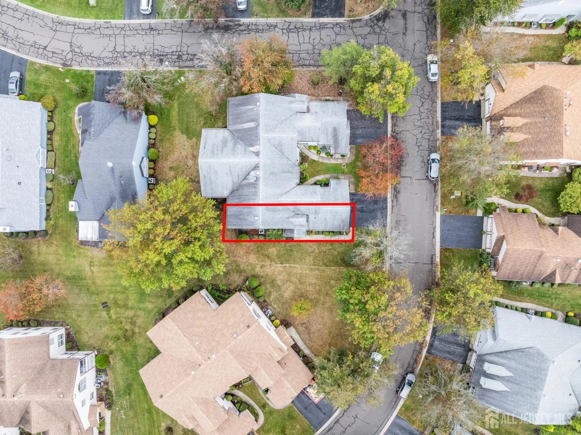 Property Slideshow image 27 of 33 | 10 andrew johnson dr d, Monroe, NJ, 08831