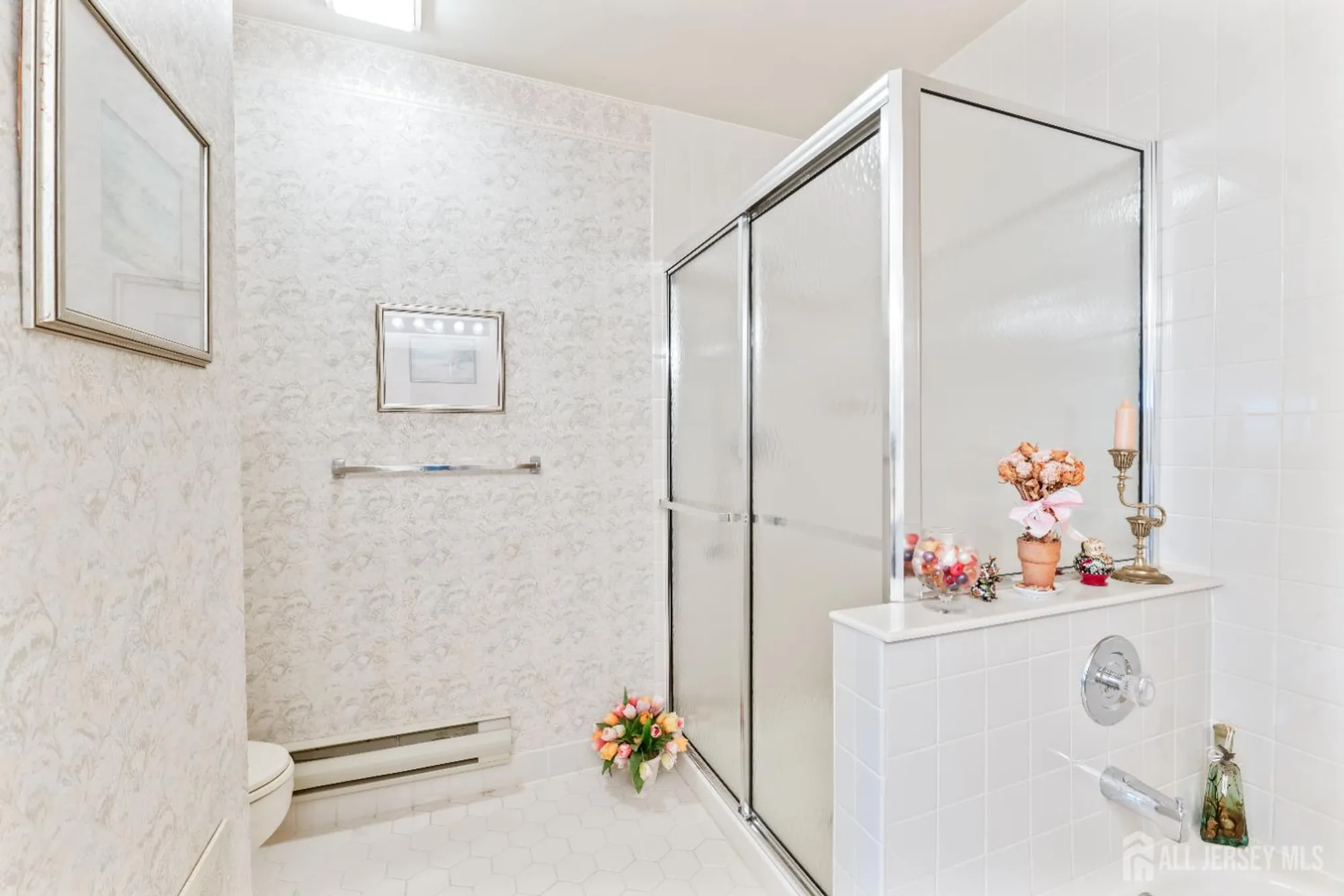 Property Slideshow image 21 of 33 | 10 andrew johnson dr d, Monroe, NJ, 08831