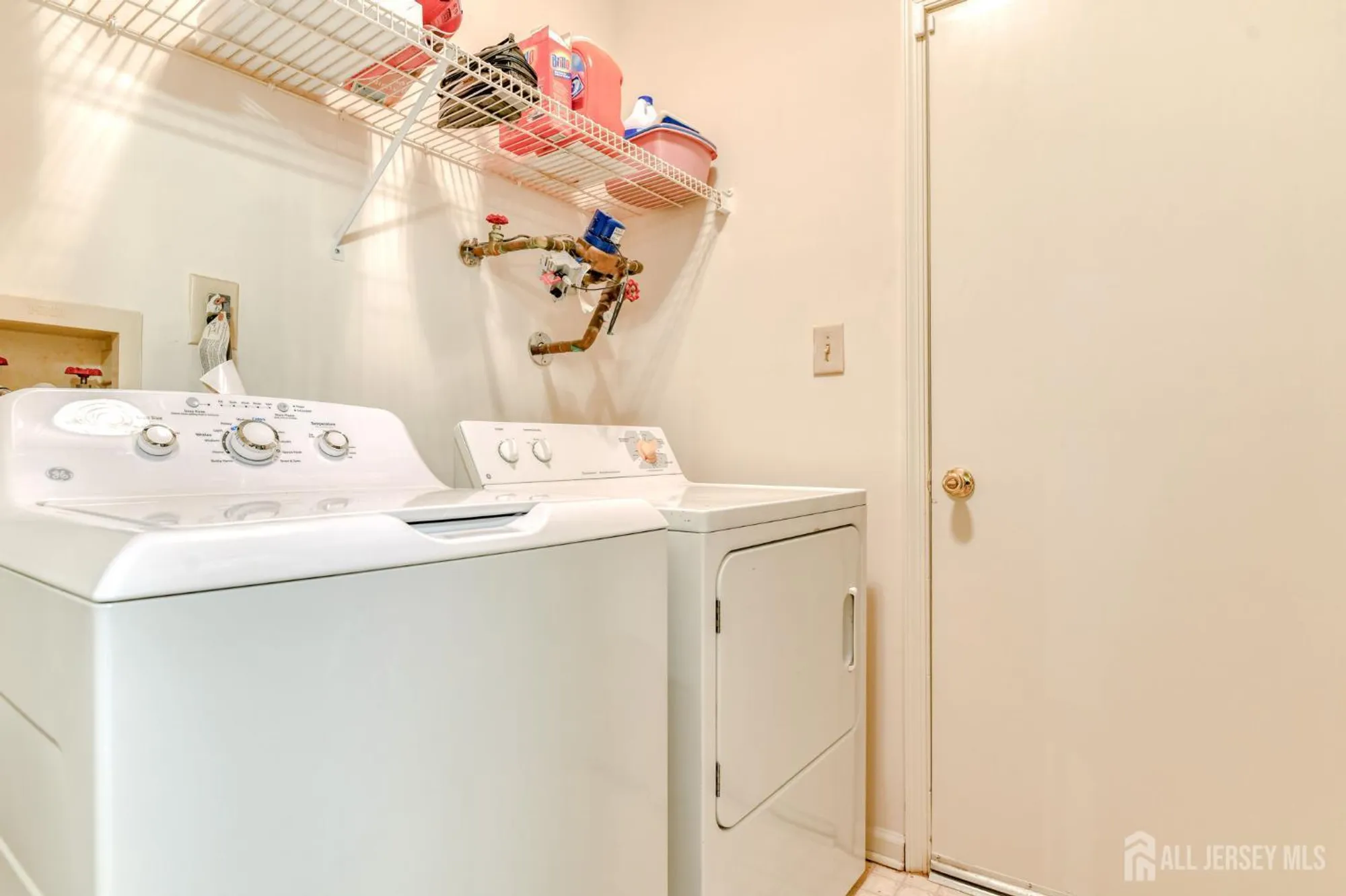 Property Slideshow image 22 of 39 | 71 leeds ln, Monroe, NJ, 08831