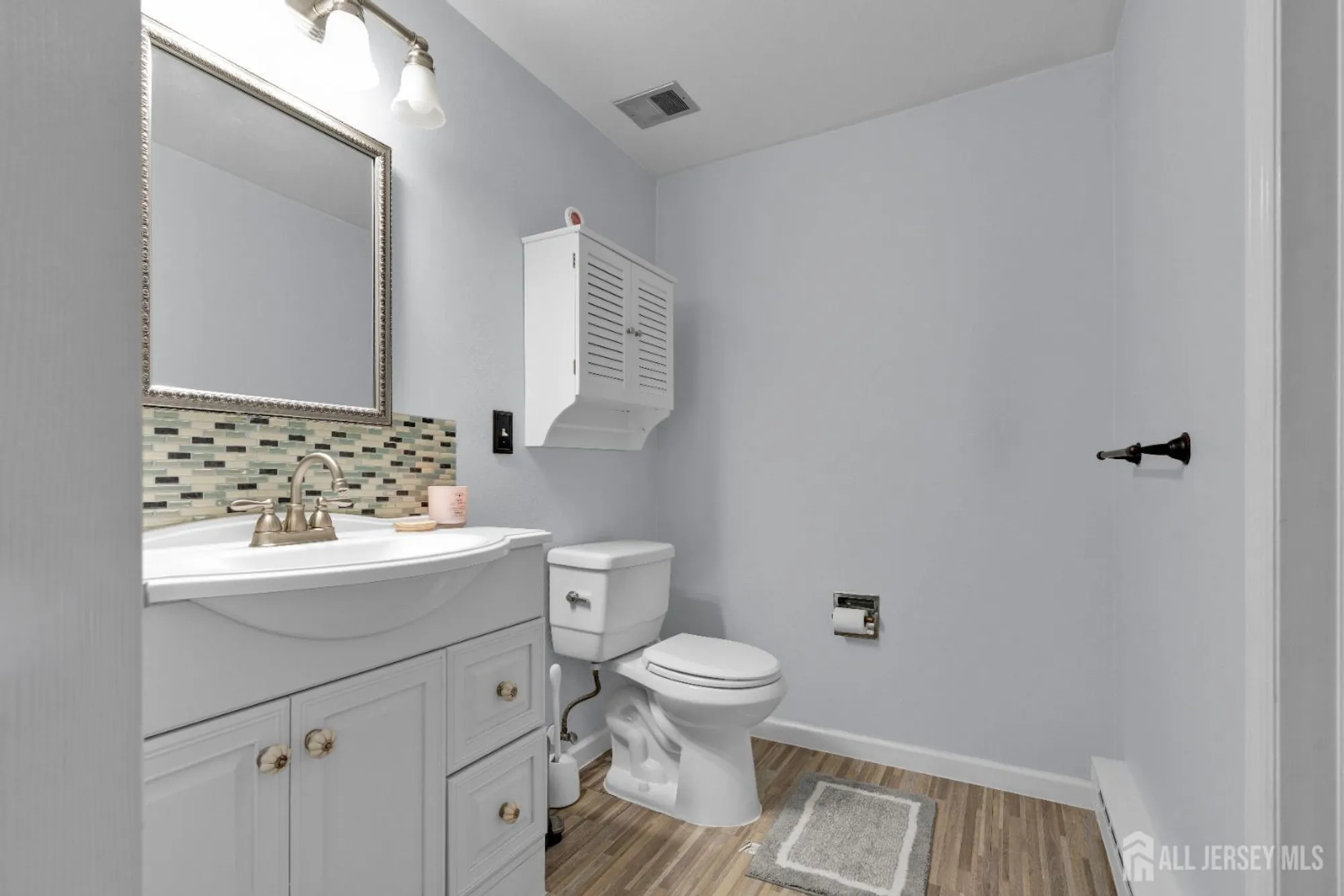 Property Slideshow image 12 of 18 | 176c rossmoor dr, Monroe, NJ, 08831