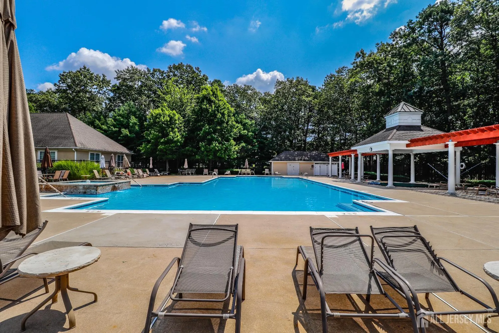 Property Slideshow image 22 of 31 | 439 sophee ln, Lakewood, NJ, 08701