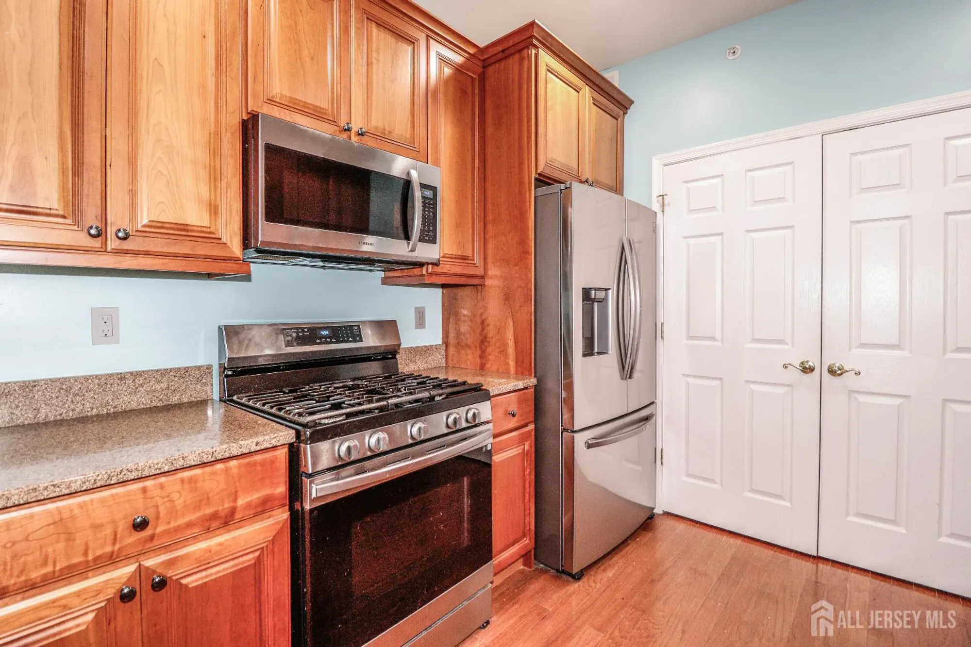 Property Slideshow image 11 of 31 | 439 sophee ln, Lakewood, NJ, 08701