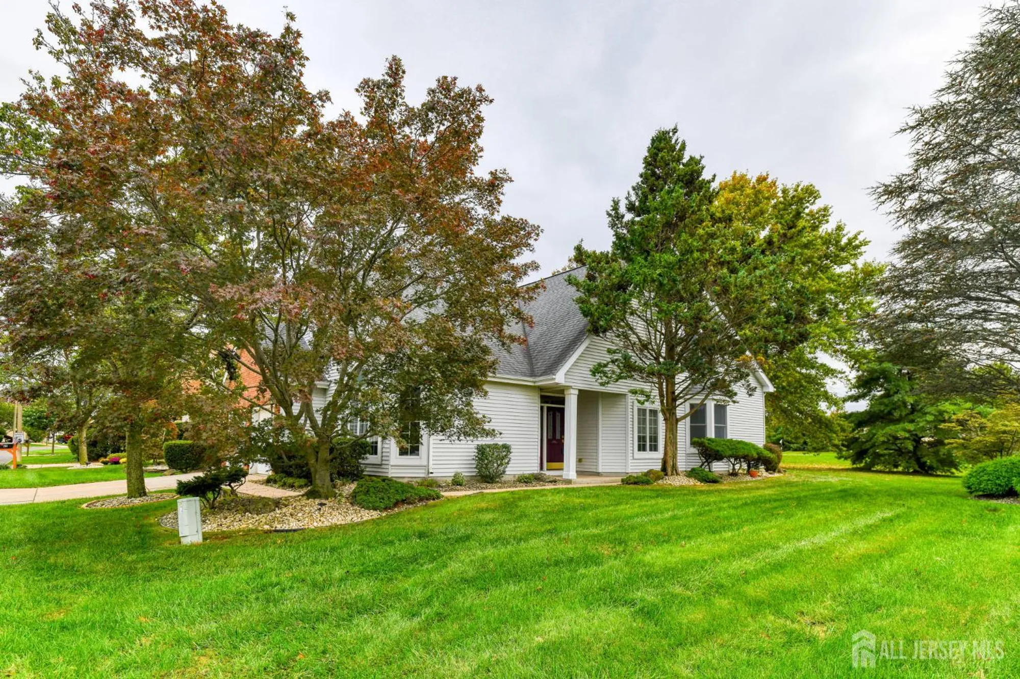 Property Slideshow image 29 of 39 | 71 leeds ln, Monroe, NJ, 08831