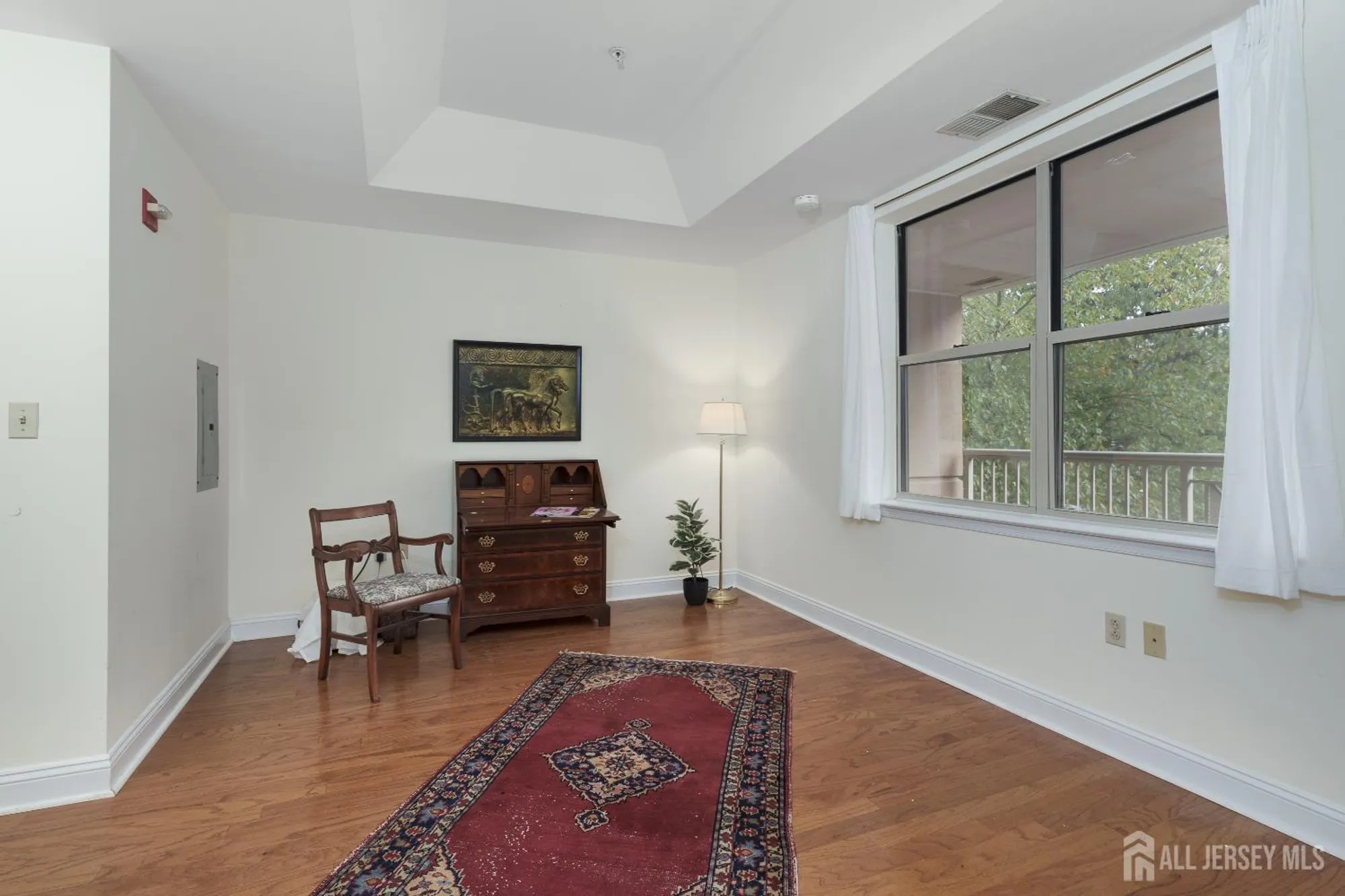 Property Slideshow image 14 of 23 | 2240 windrow dr, Princeton, NJ, 08540