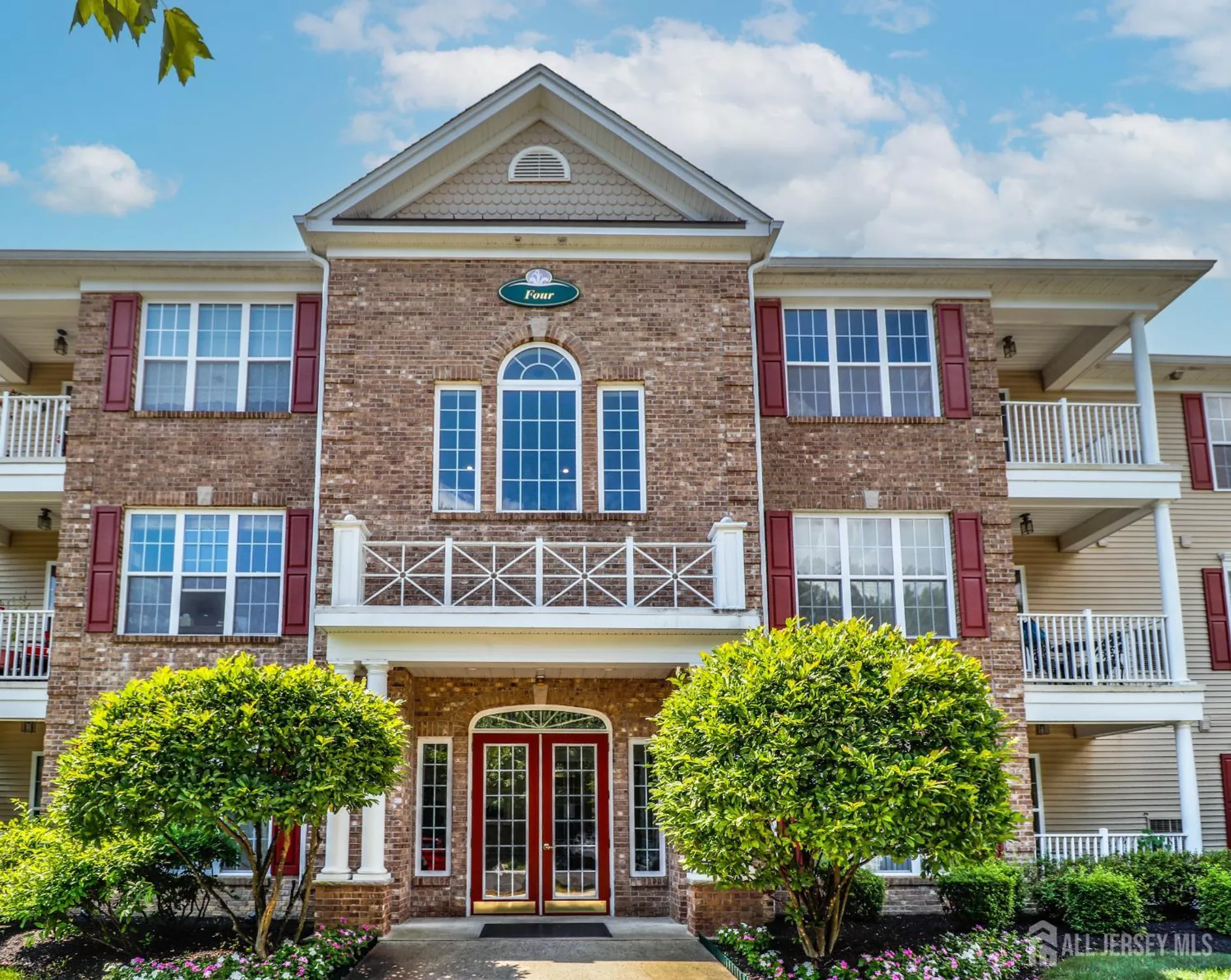 Property Slideshow image 1 of 31 | 439 sophee ln, Lakewood, NJ, 08701