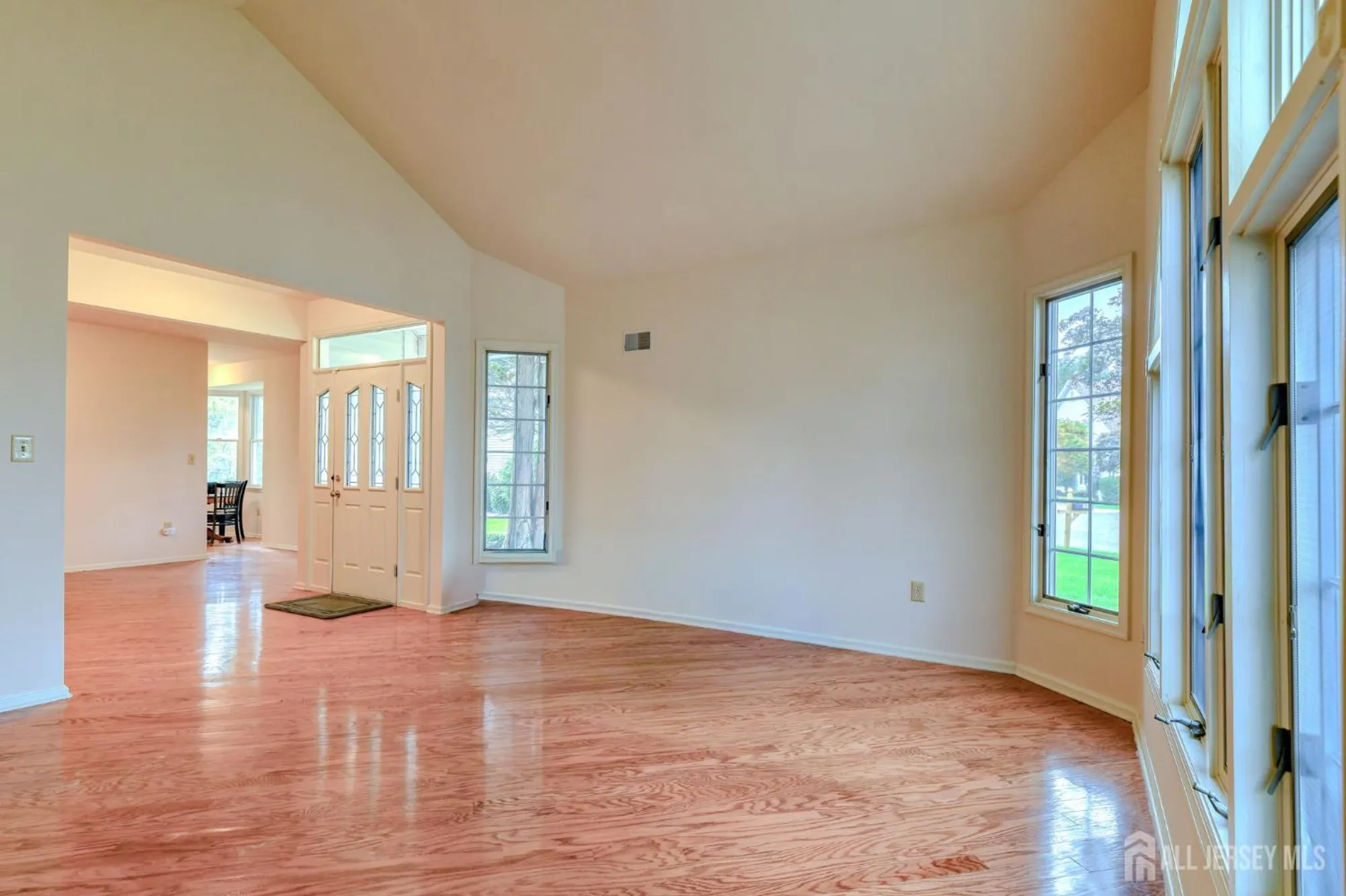 Property Slideshow image 6 of 39 | 71 leeds ln, Monroe, NJ, 08831
