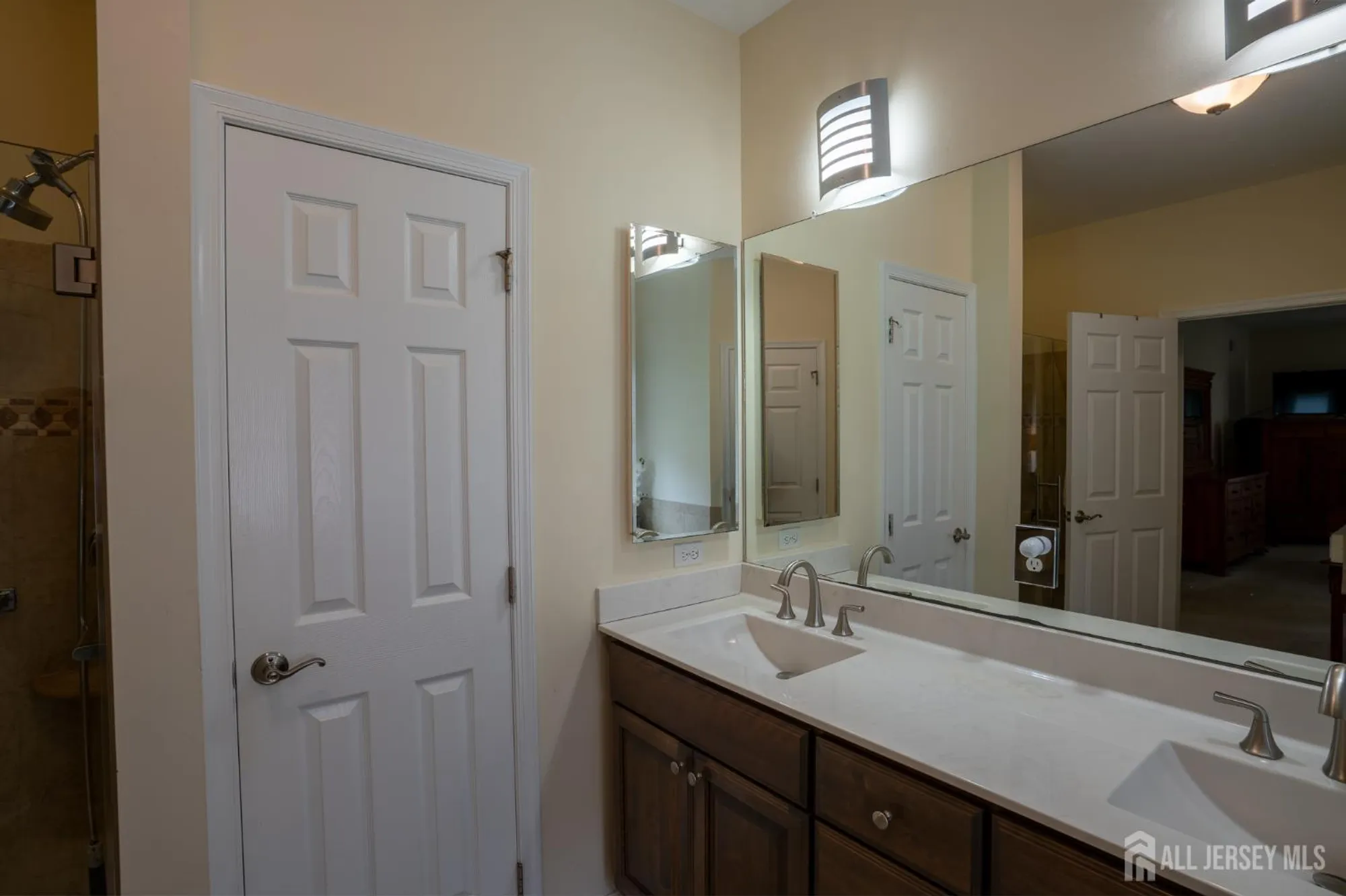 Property Slideshow image 19 of 40 | 107 fontaine ct, Monroe, NJ, 08831