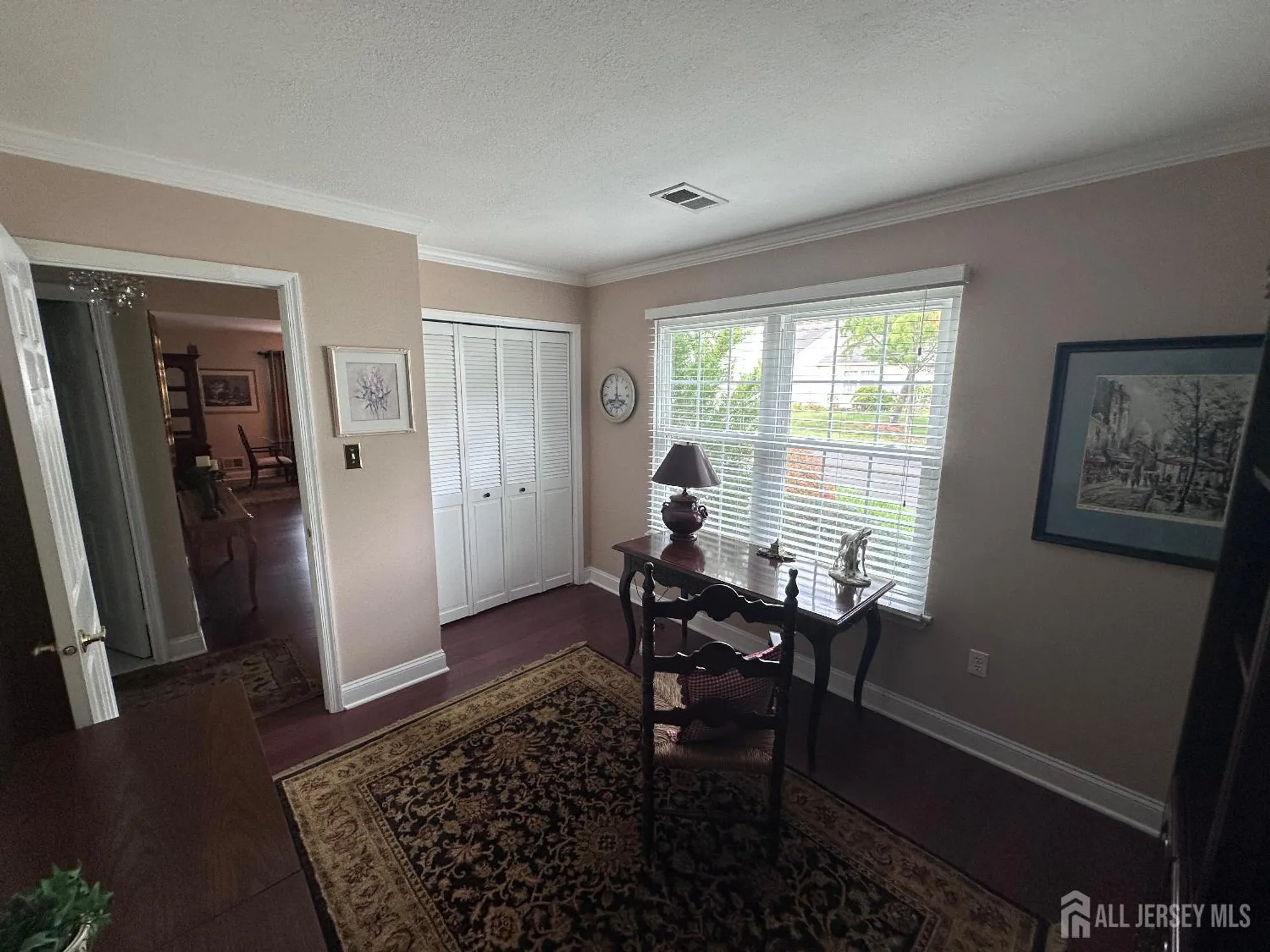 Property Slideshow image 23 of 38 | 17 ivy ridge close, Freehold, NJ, 07728