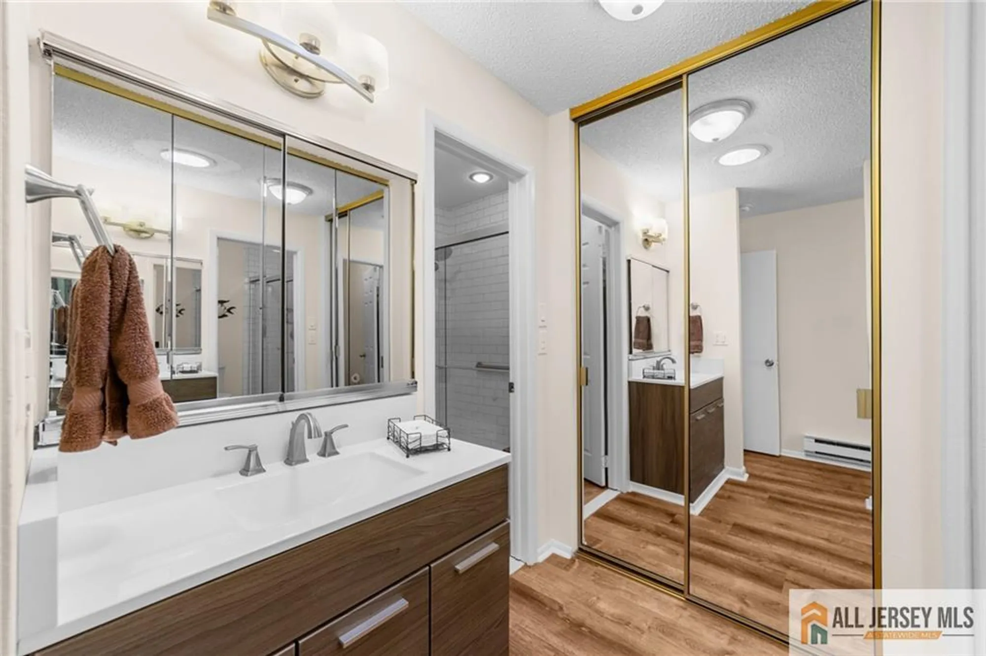 Property Slideshow image 22 of 27 | 375 duranta plz 375c, Monroe, NJ, 08831