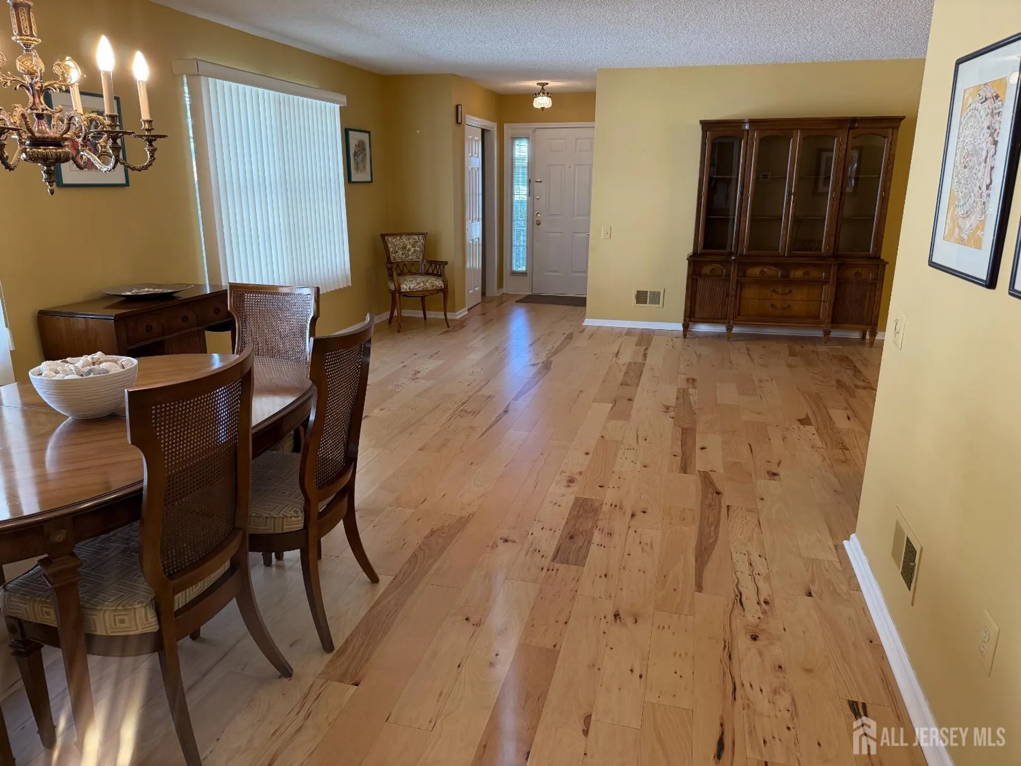 Property Slideshow image 7 of 60 | 163 goldfinch dr, Monroe, NJ, 08831