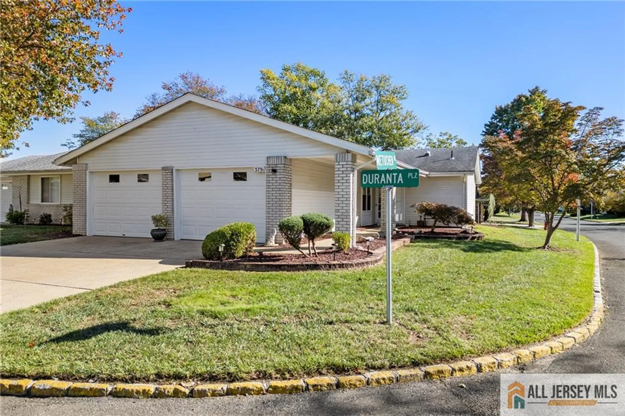 Property Slideshow image 1 of 27 | 375 duranta plz 375c, Monroe, NJ, 08831