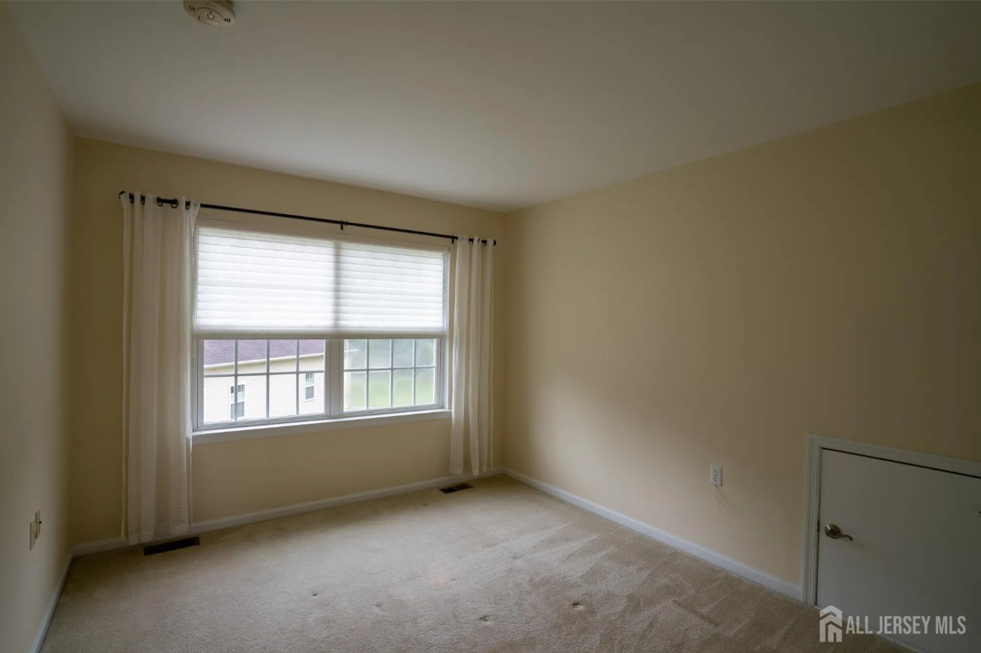 Property Slideshow image 24 of 40 | 107 fontaine ct, Monroe, NJ, 08831