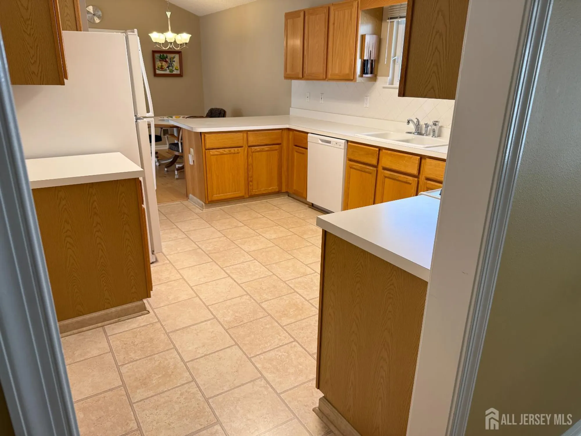 Property Slideshow image 39 of 60 | 163 goldfinch dr, Monroe, NJ, 08831