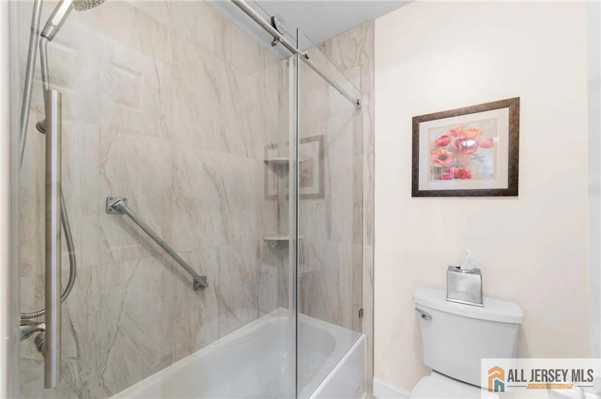 Property Slideshow image 19 of 27 | 375 duranta plz 375c, Monroe, NJ, 08831