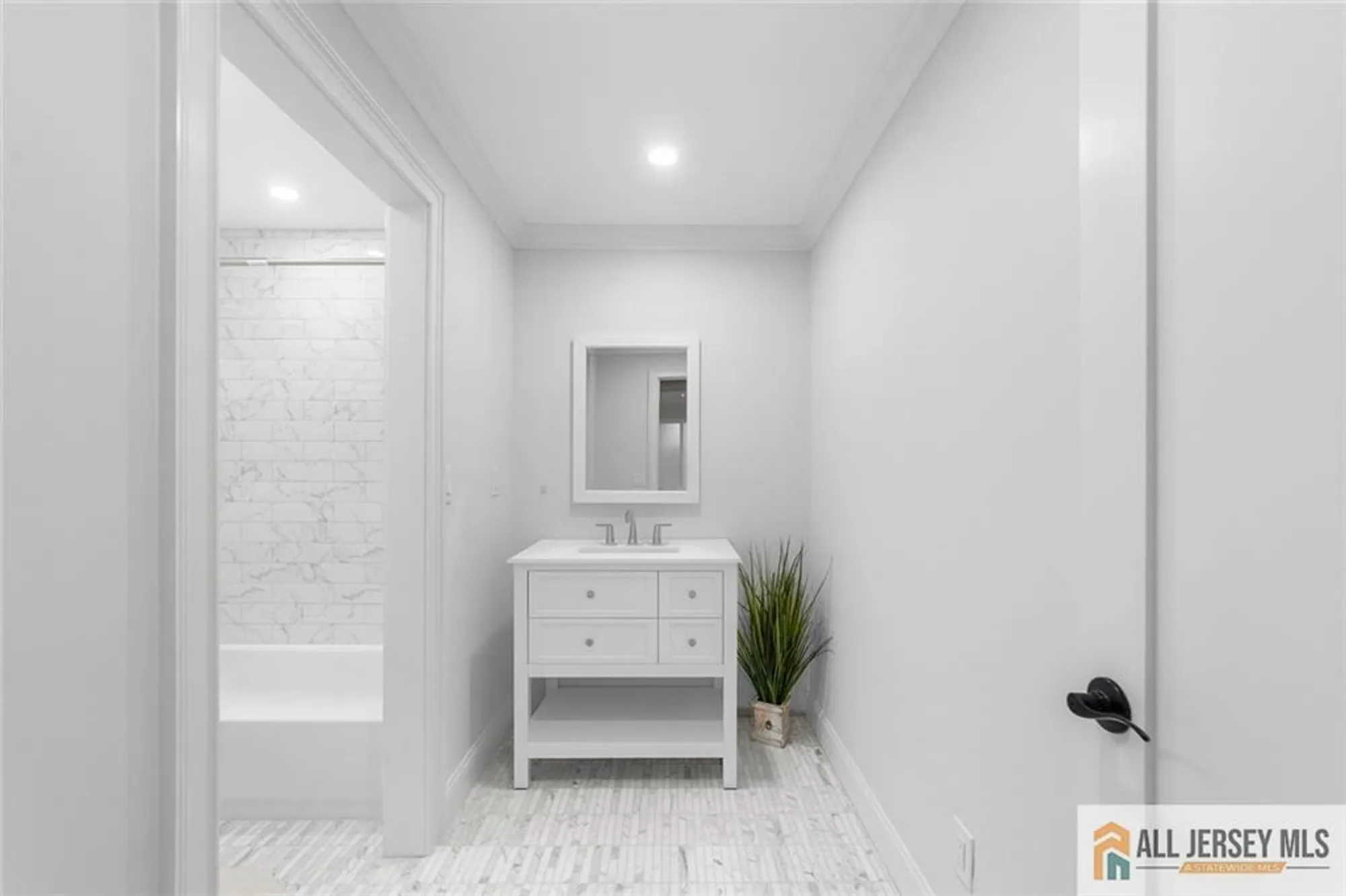 Property Slideshow image 14 of 24 | 235 vernon rd 235a, Monroe, NJ, 08831