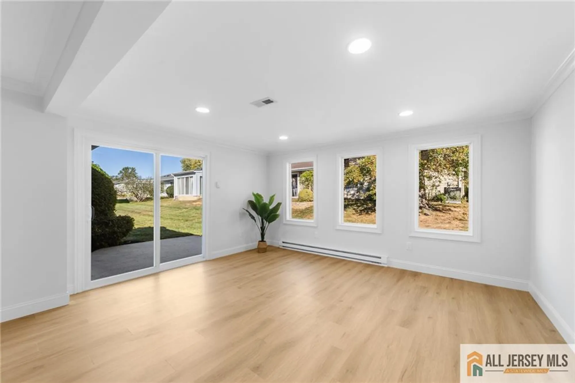 Property Slideshow image 9 of 24 | 235 vernon rd 235a, Monroe, NJ, 08831