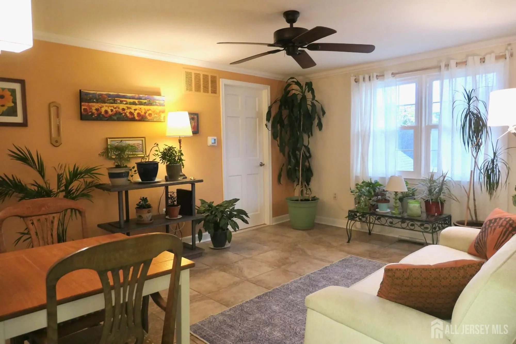 Property Slideshow image 5 of 20 | 72n amherst ln, Monroe, NJ, 08831