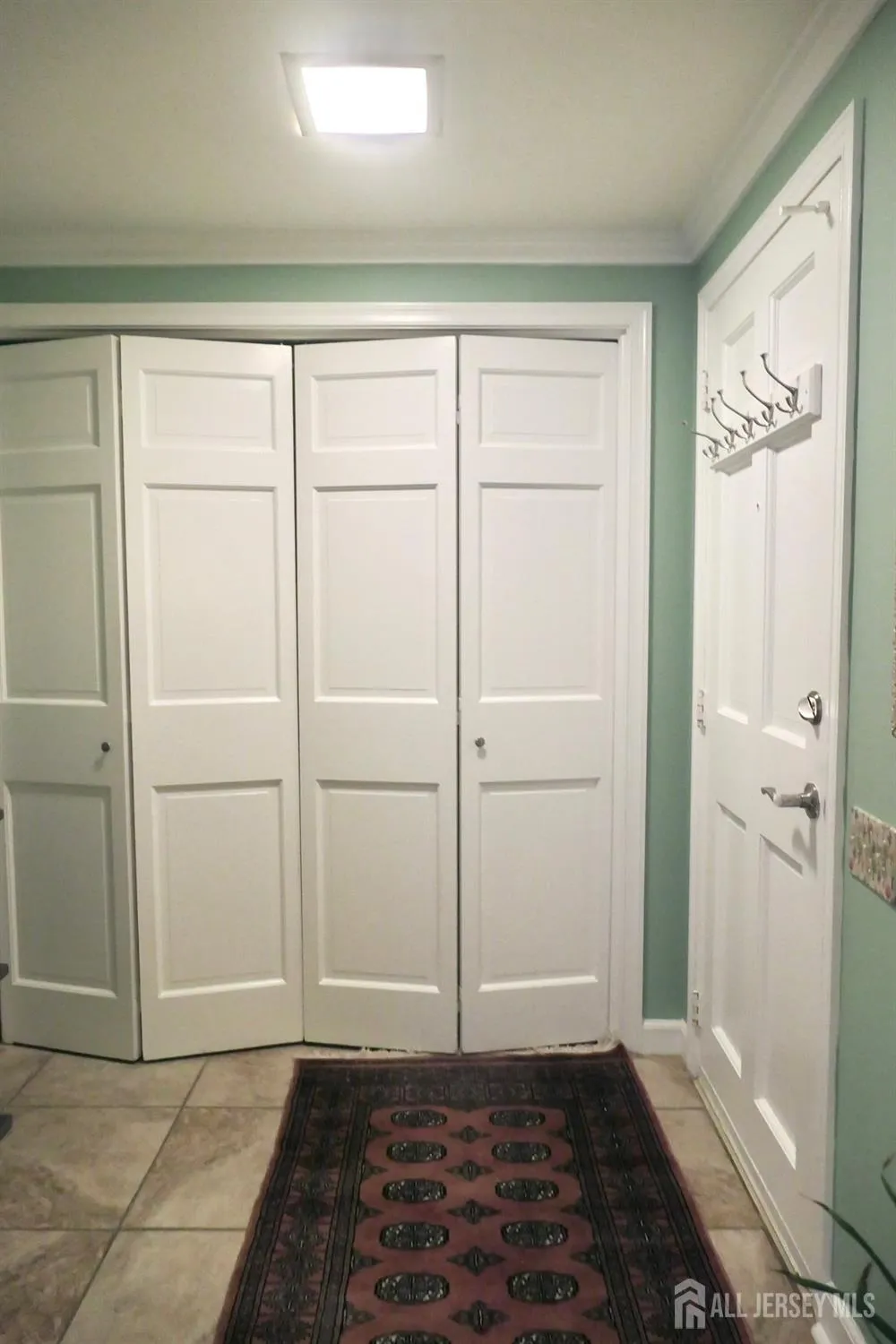 Property Slideshow image 6 of 20 | 72n amherst ln, Monroe, NJ, 08831