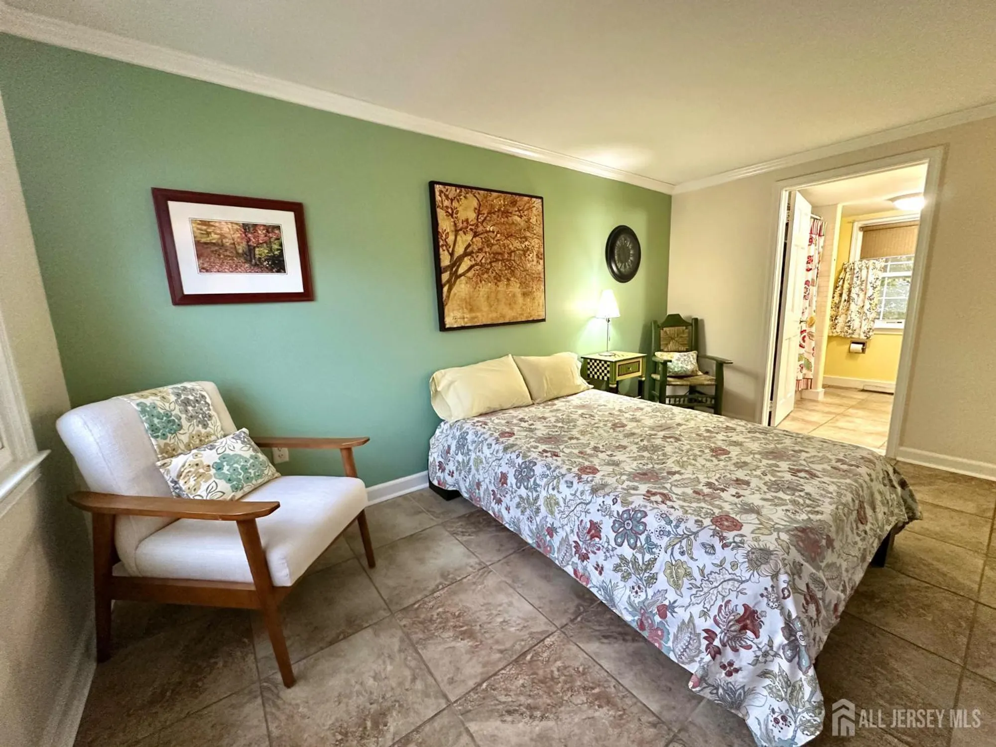 Property Slideshow image 13 of 20 | 72n amherst ln, Monroe, NJ, 08831