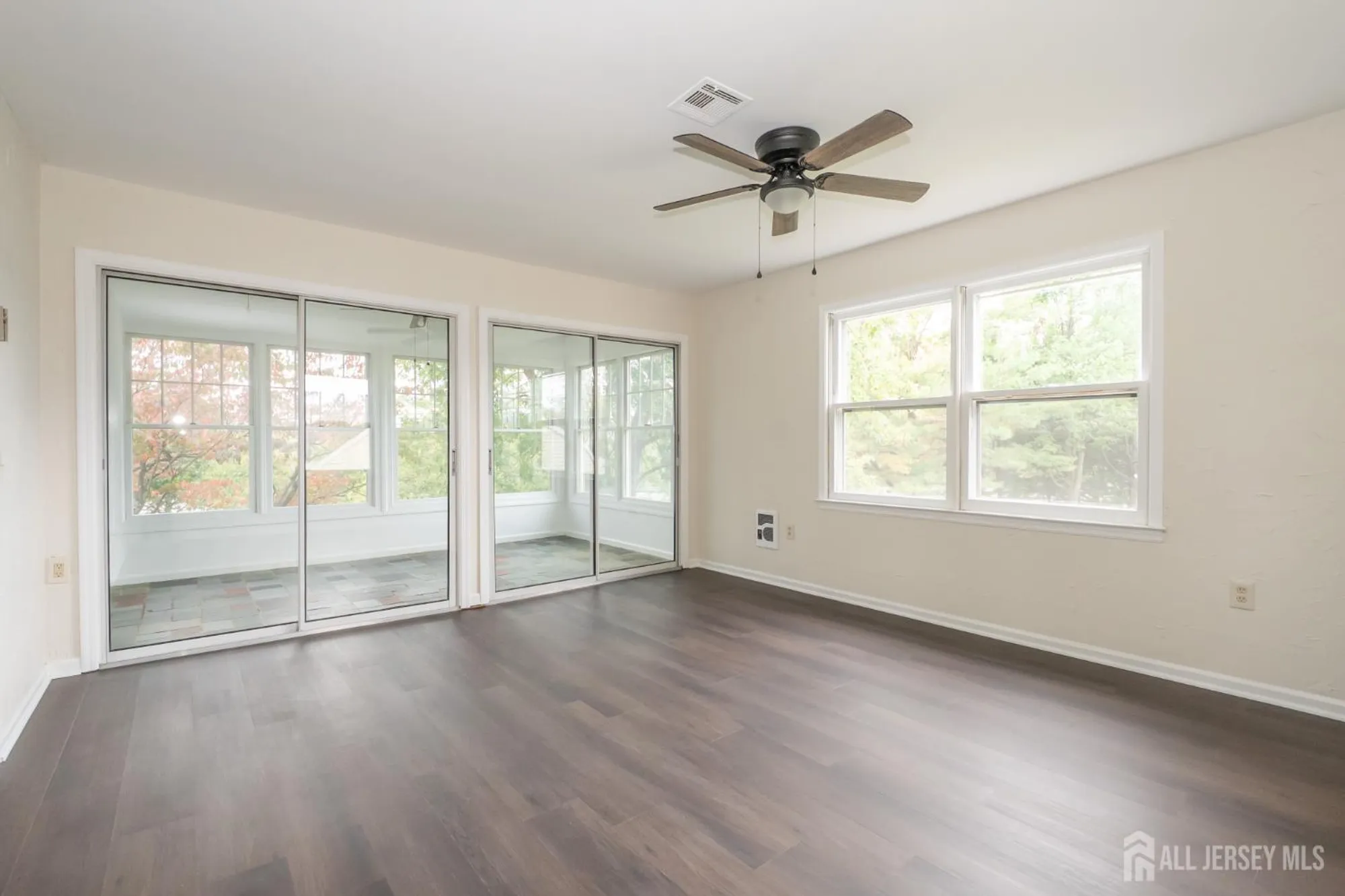 Property Slideshow image 7 of 28 | 456 roxbury ln o, Monroe, NJ, 08831