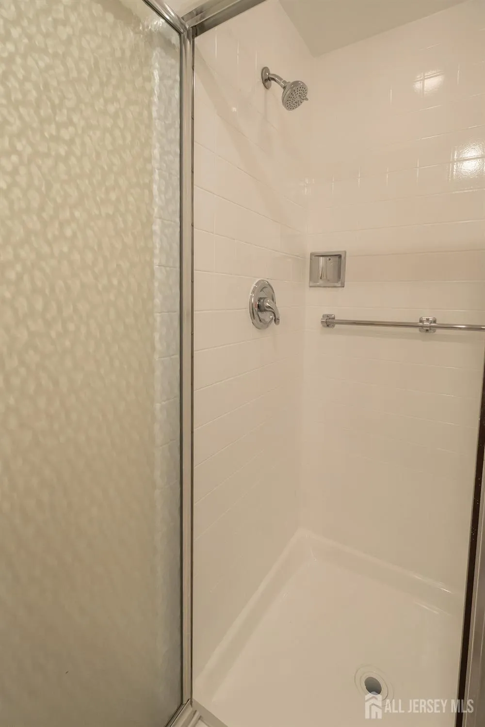 Property Slideshow image 28 of 28 | 456 roxbury ln o, Monroe, NJ, 08831